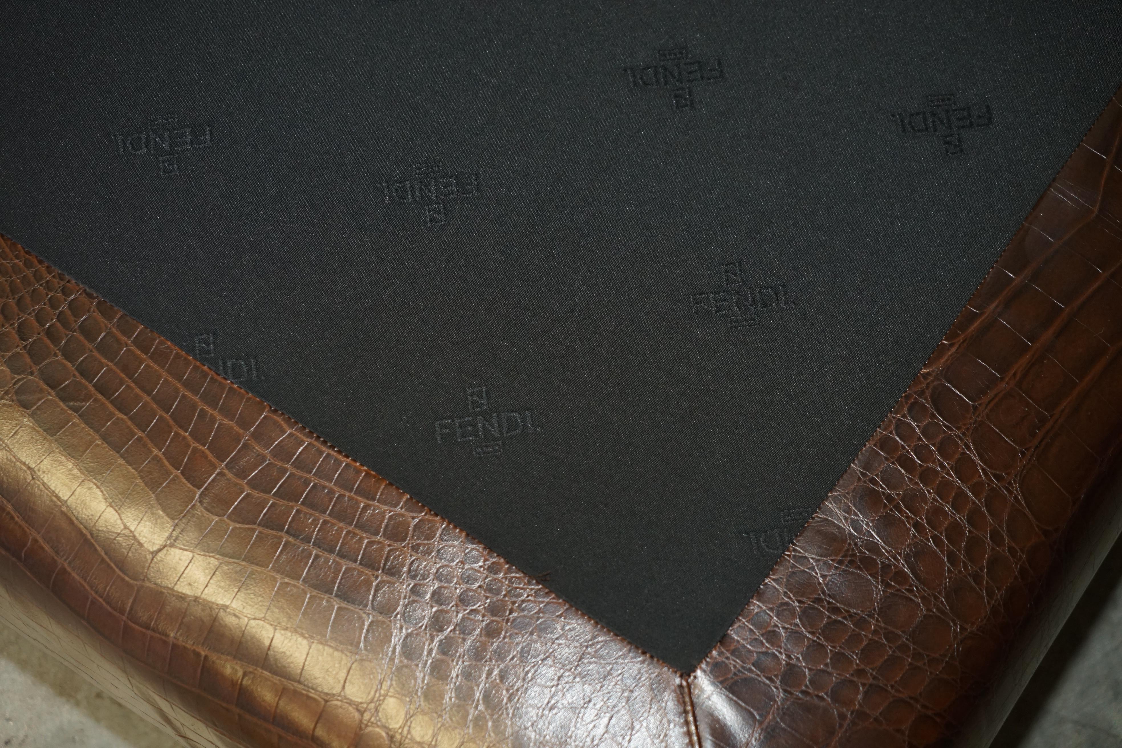 Leather EXQUISITE FENDI CASA CROCODiLE ALLIGATOR LEATHER PATINA EMPEROR BED For Sale