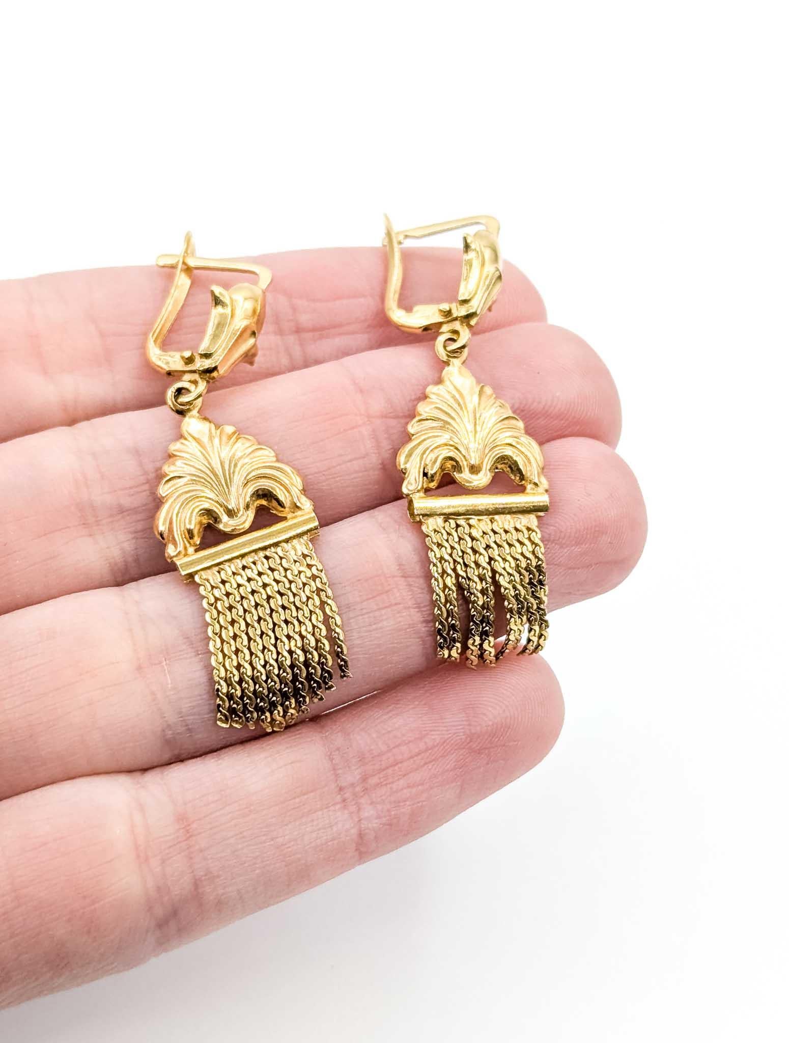Exquisite Fleur De Lis Dangle Tassel Vintage Earrings in 18k Yellow Gold Contemporáneo en venta