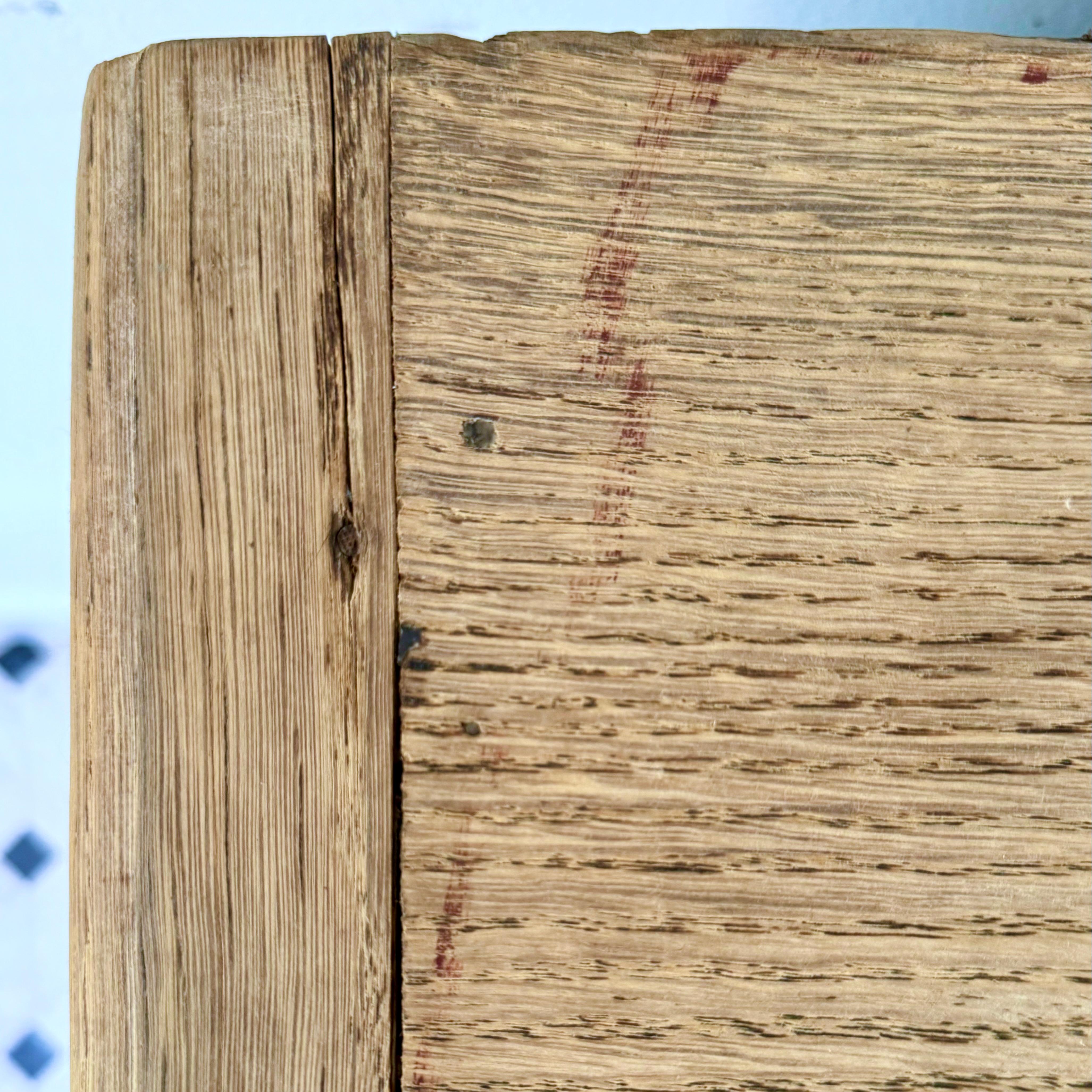 Squisita commode francese del XVIII secolo in Oak in vendita 2