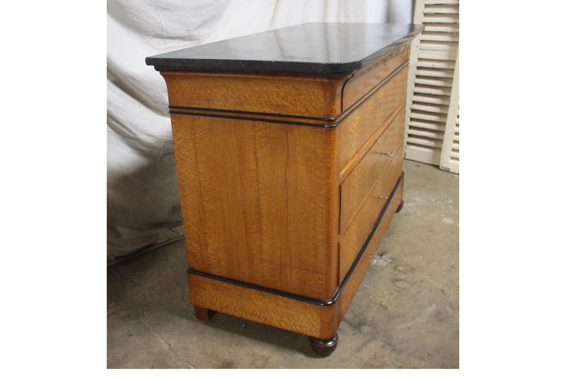 Exquisite French Commode, 19th Century 1