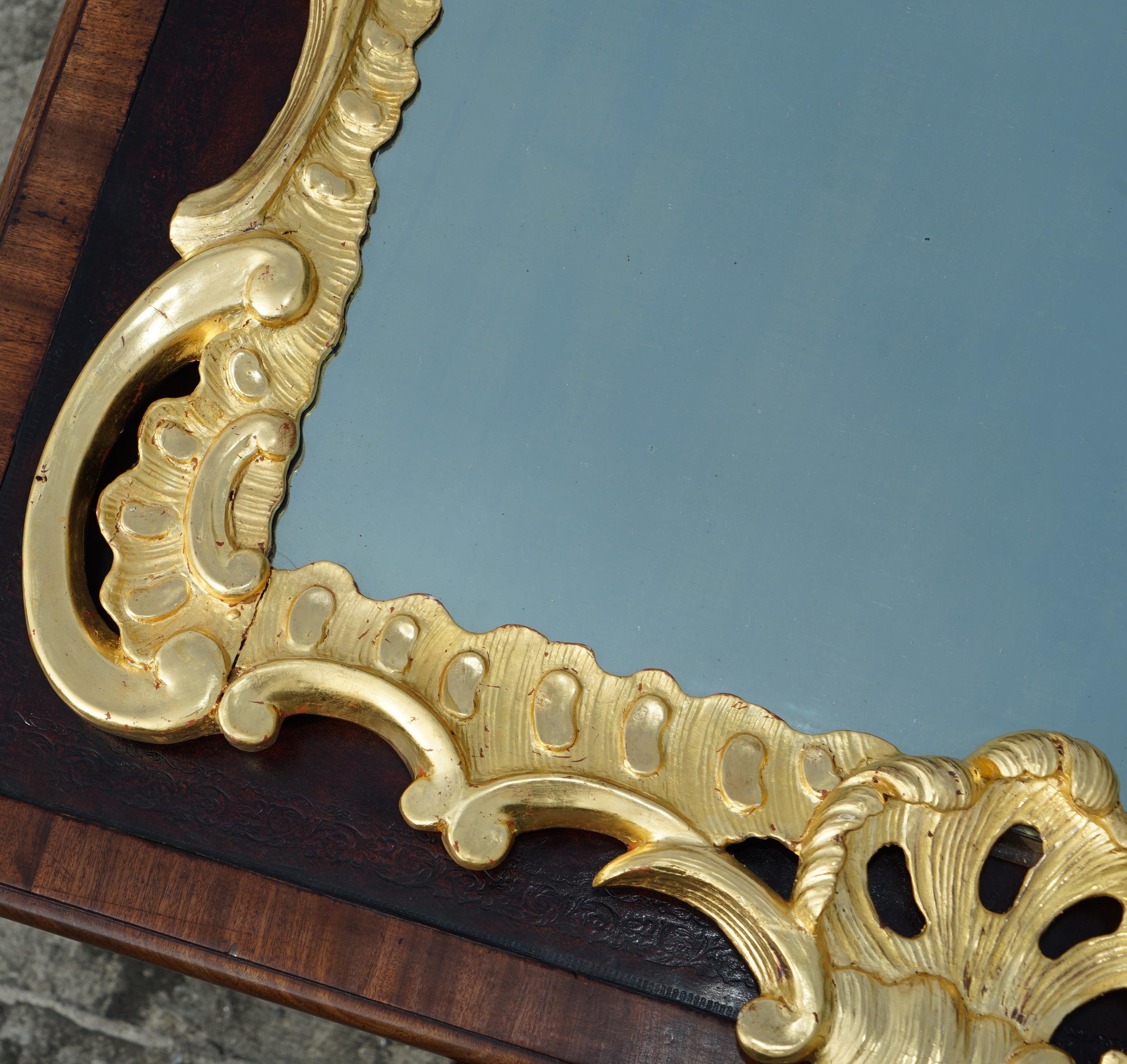 Louis XV EXQUISITE FRENCH ANTIQUE LOUIS XV PERIOD 1770 GOLD GILT MiRROR WITH FOXED PLATE For Sale
