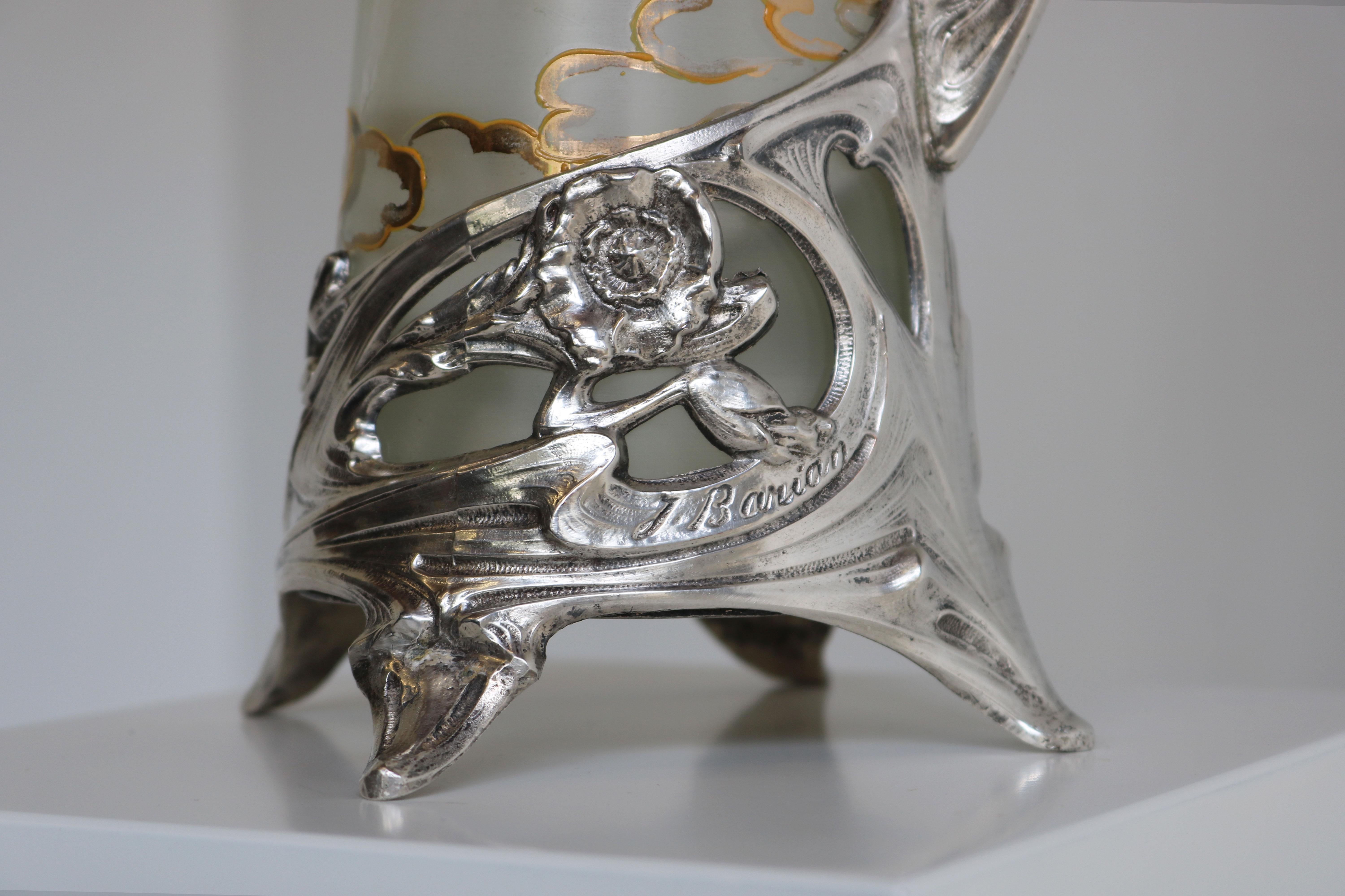 Fait main Magnifique carafe / pichet Art Nouveau français par J. Barian Silver Glass 1900 en vente