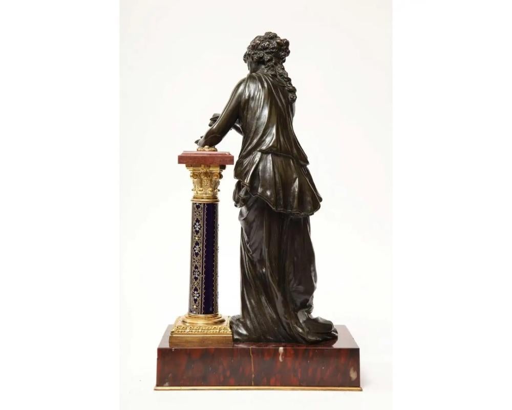 Exquise sculpture française en bronze, marbre rouge et porcelaine de Sèvres en vente 4