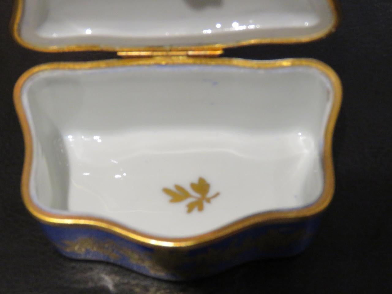 20th Century Exquisite French Floral Scroll Sevres Style Cobalt Bronze Limoges Jewelry Box For Sale