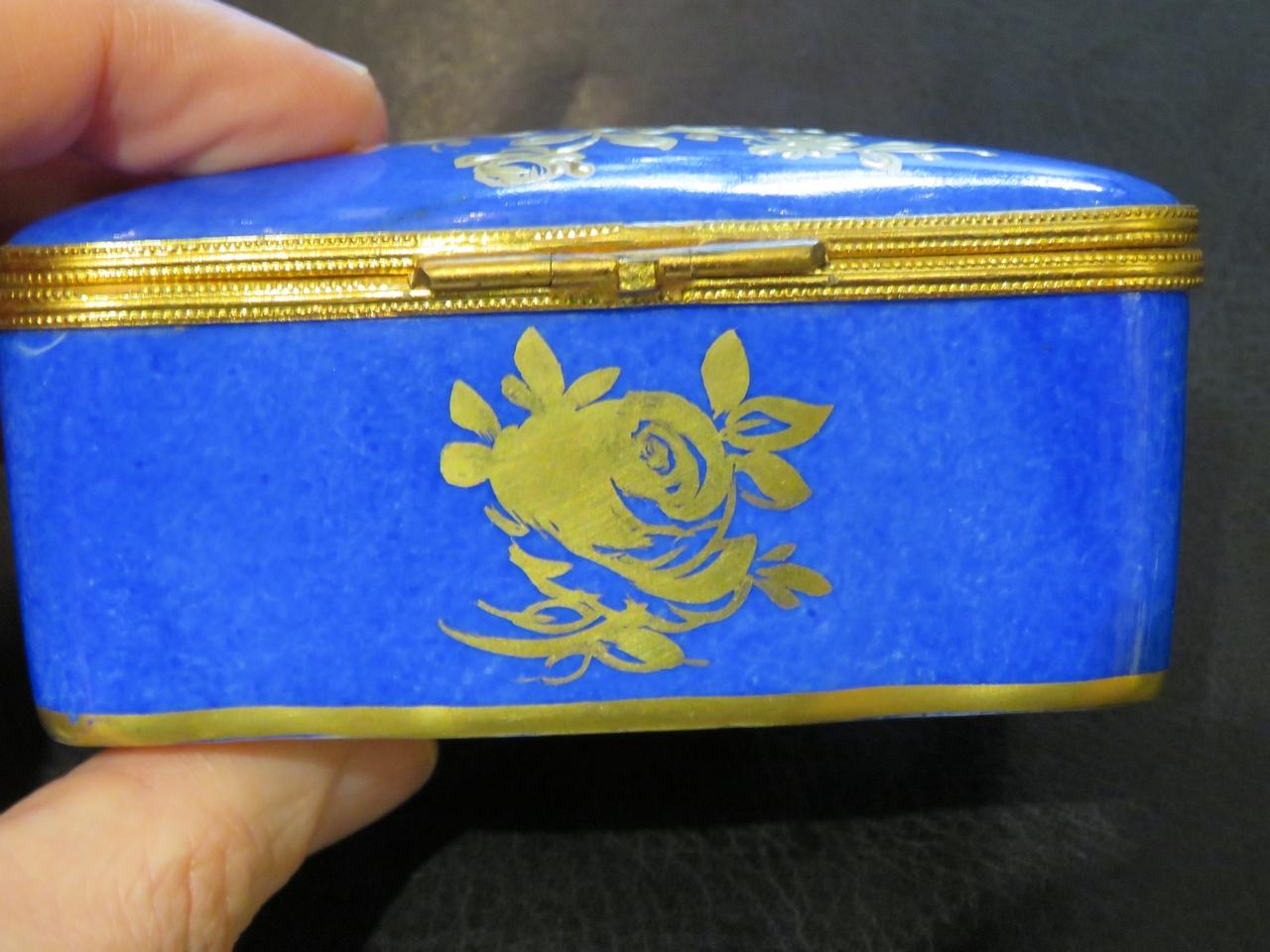 Exquisite French Floral Scroll Sevres Style Cobalt Bronze Limoges Jewelry Box For Sale 1