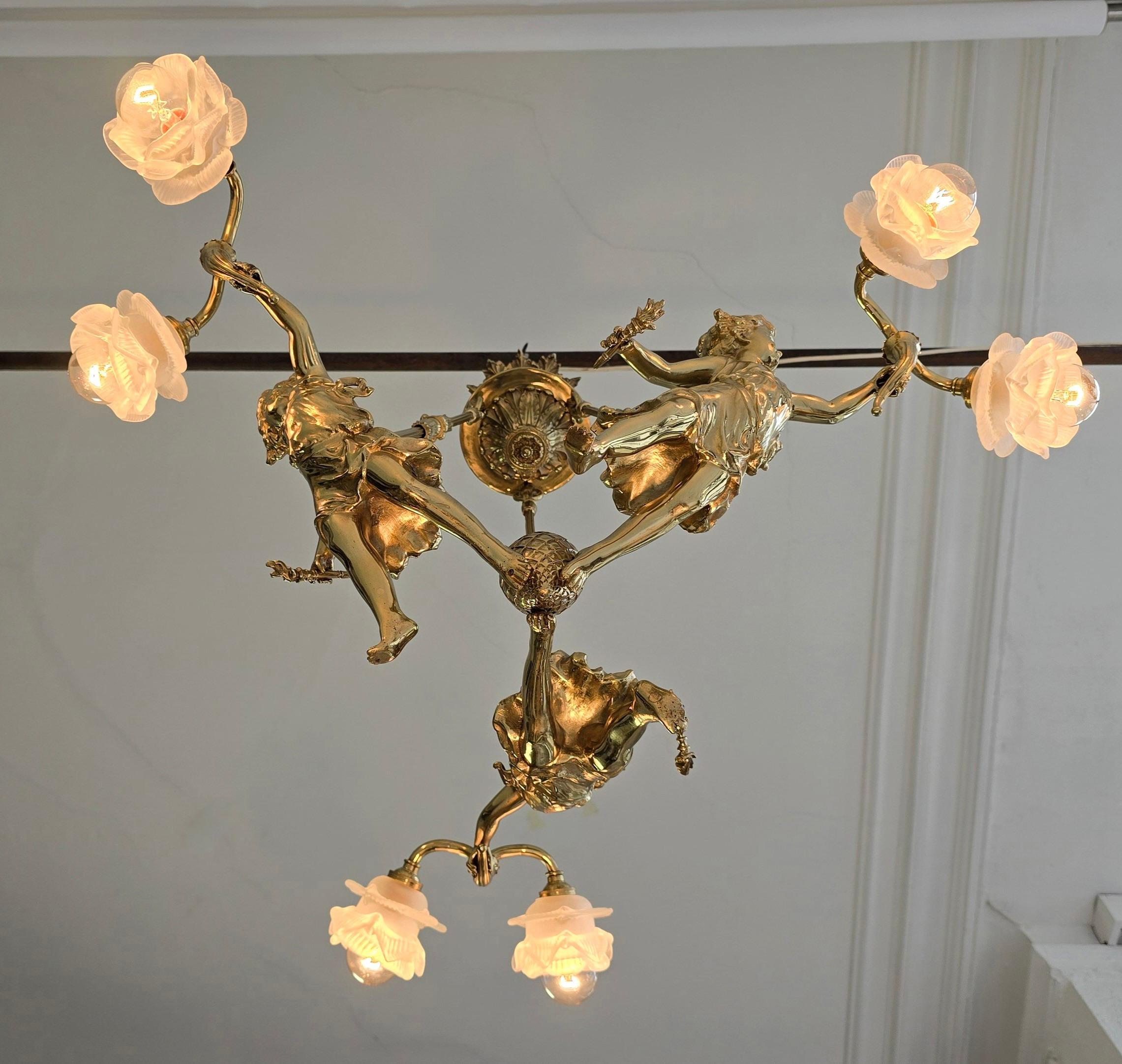 Exquisite French Gilt Bronze Chandelier with Cherubs Putti For Sale 2