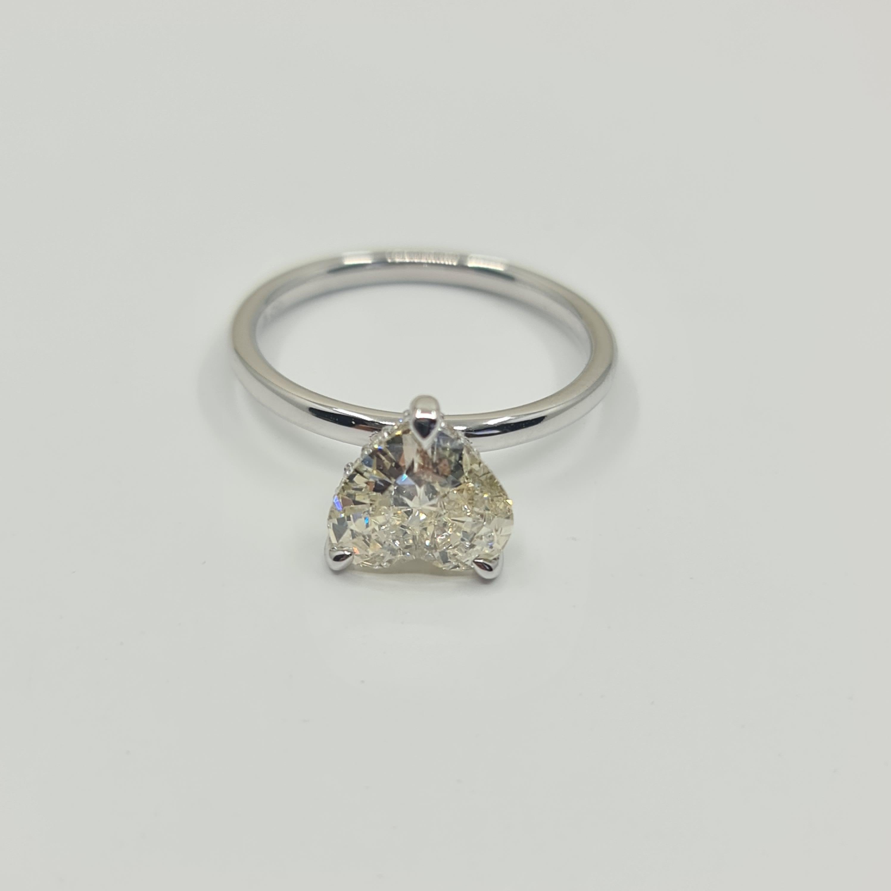 Exquisite GIA Certified 1.60 Carat Heart Diamond Ring with 0.07 Carat Halo G/VS For Sale 10