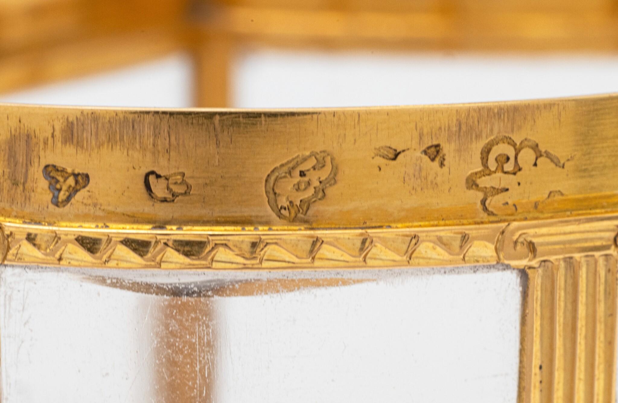 Exquisite Gold and Rock Crystal Snuff Box For Sale 2