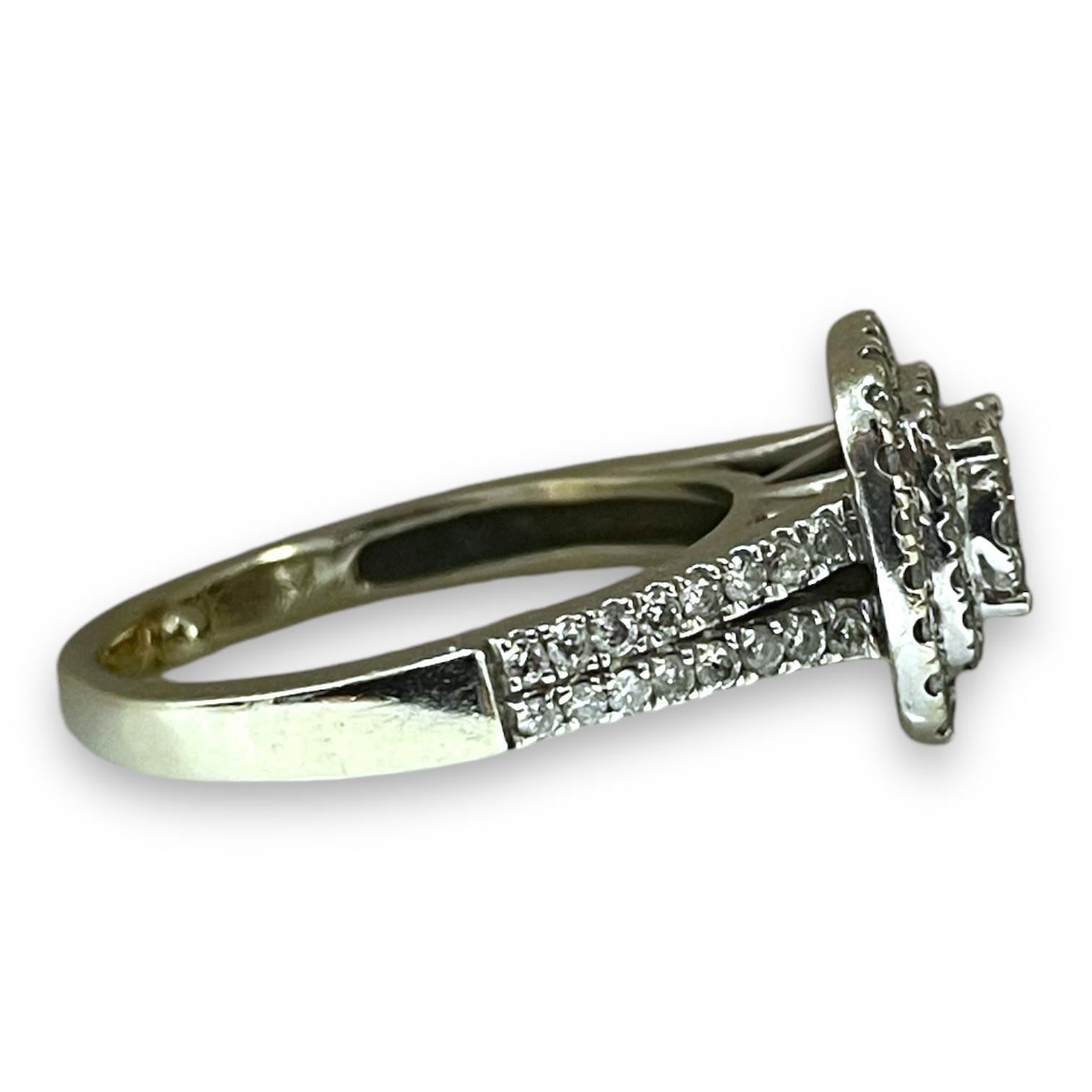 Round Cut Exquisite Halo Diamond Ring in Solid White Gold Size 6