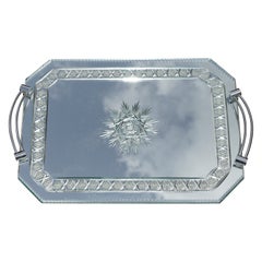 EXCELLENT PLATEAU EN VERRE ETCHÉ VENETIEN FAIT MAIN EN ITALIE, ACHATÉ A ASPREY & CO