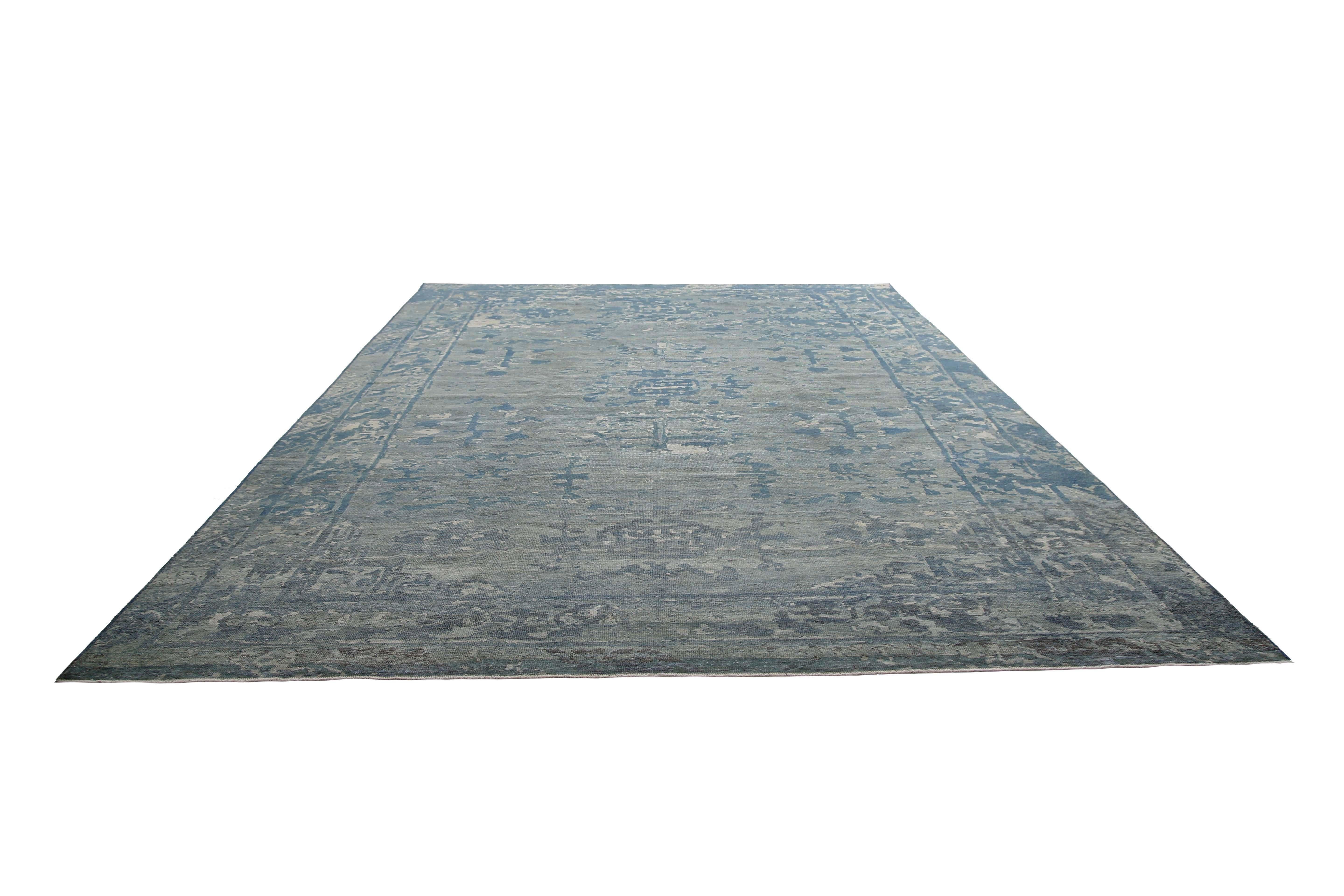 Exquisite Handmade Sultanabad Rug For Sale 1
