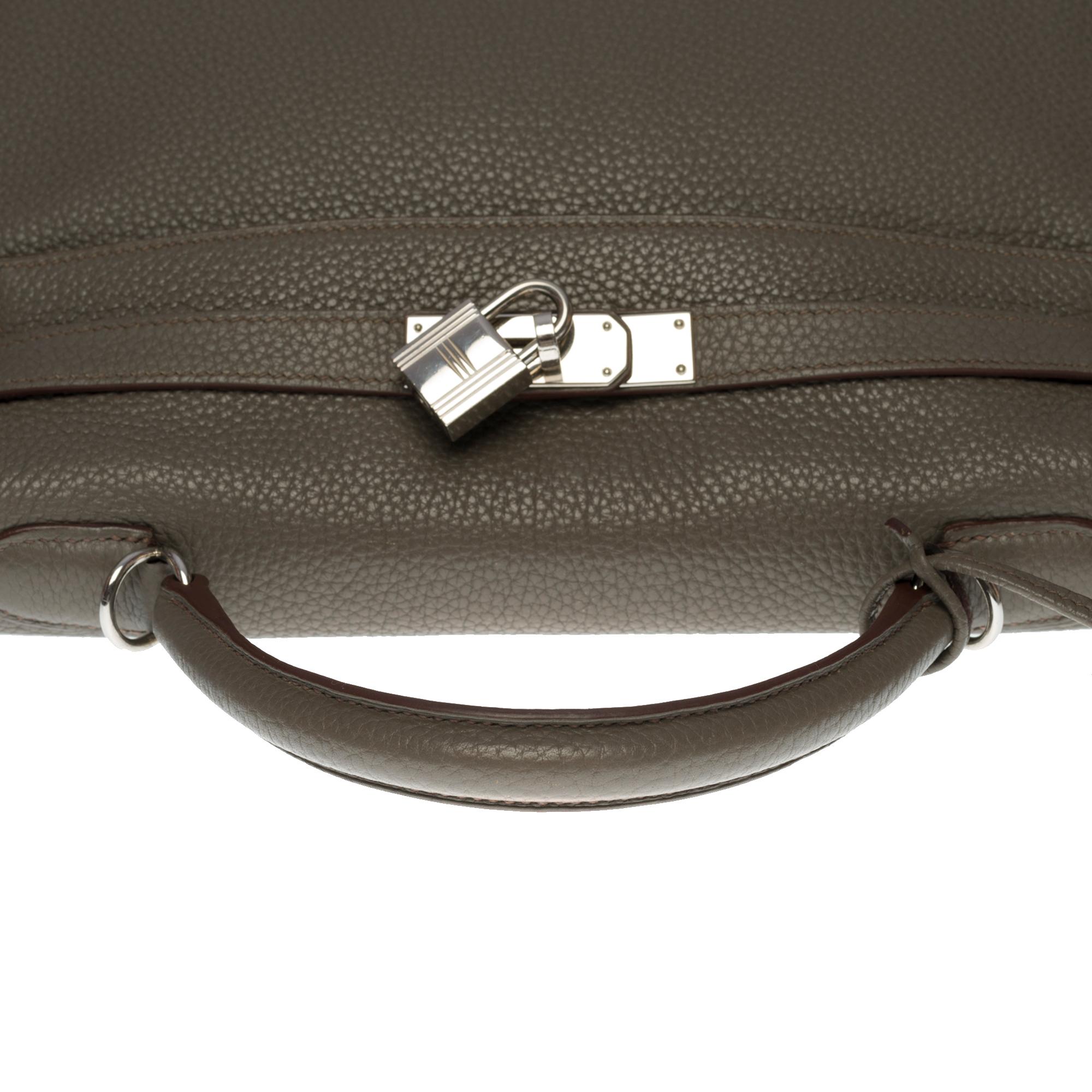 Exquisite Hermès Kelly 32cm retourne handbag strap in Etain Togo leather, SHW 1