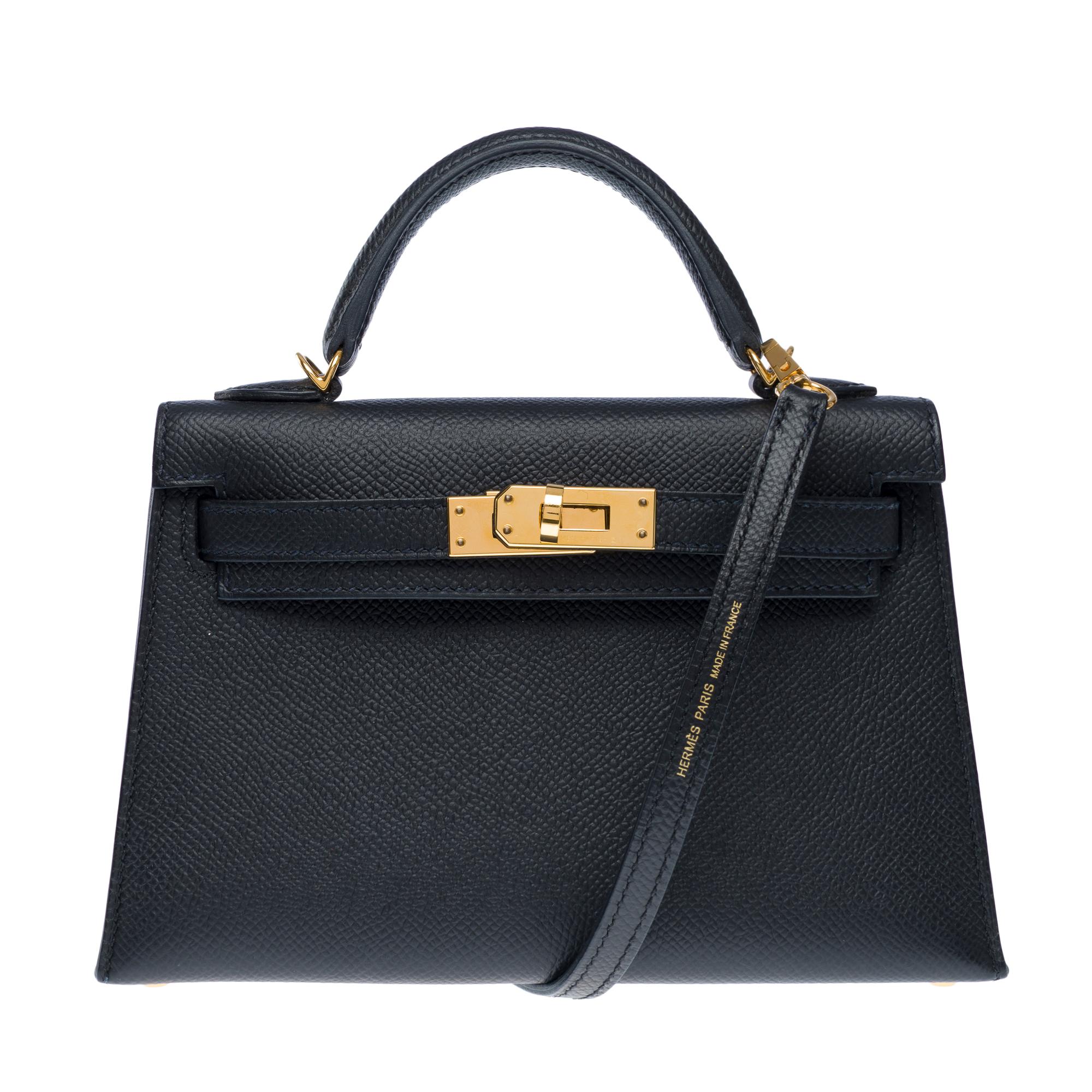 Squisita tracolla Hermès Mini Kelly 20 in pelle di vitello Epsom nera, GHW In condizioni ottime a Paris, IDF