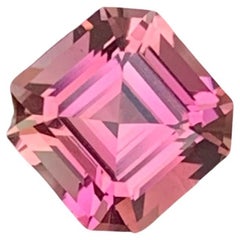 Tourmaline exquise rose vif pour bague 2,10 carats Tourmaline fantaisie taille Asscher 