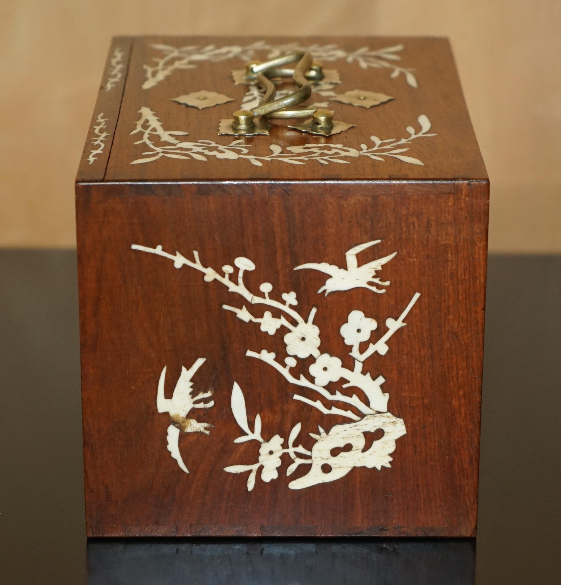 Bamboo EXQUISITE INLAID ANTiQUE FOUR PERSON MAHJONG SUITE CIRCA 1900'S CHINESE EXPORT For Sale