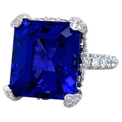 Exquisite Jack Kelege 15.74 Carat Tanzanite & Diamond Cocktail Ring in Platinum