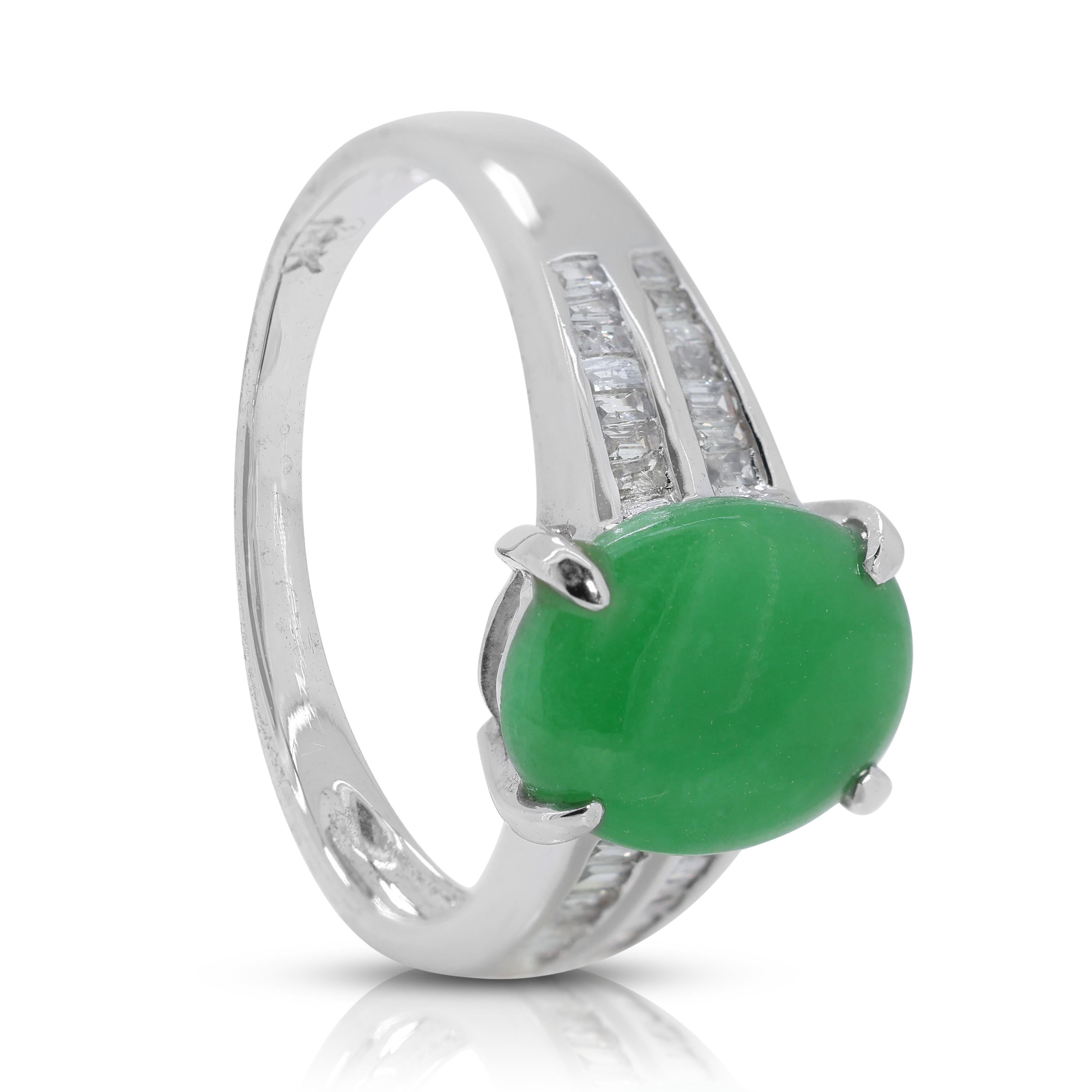 Exquisite Jade Ring with Natural Diamonds in 18K White Gold For Sale 1