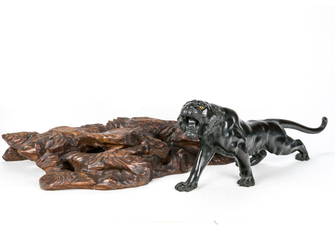 Squisita tigre giapponese in rame su supporto in wood intagliato in vendita 4
