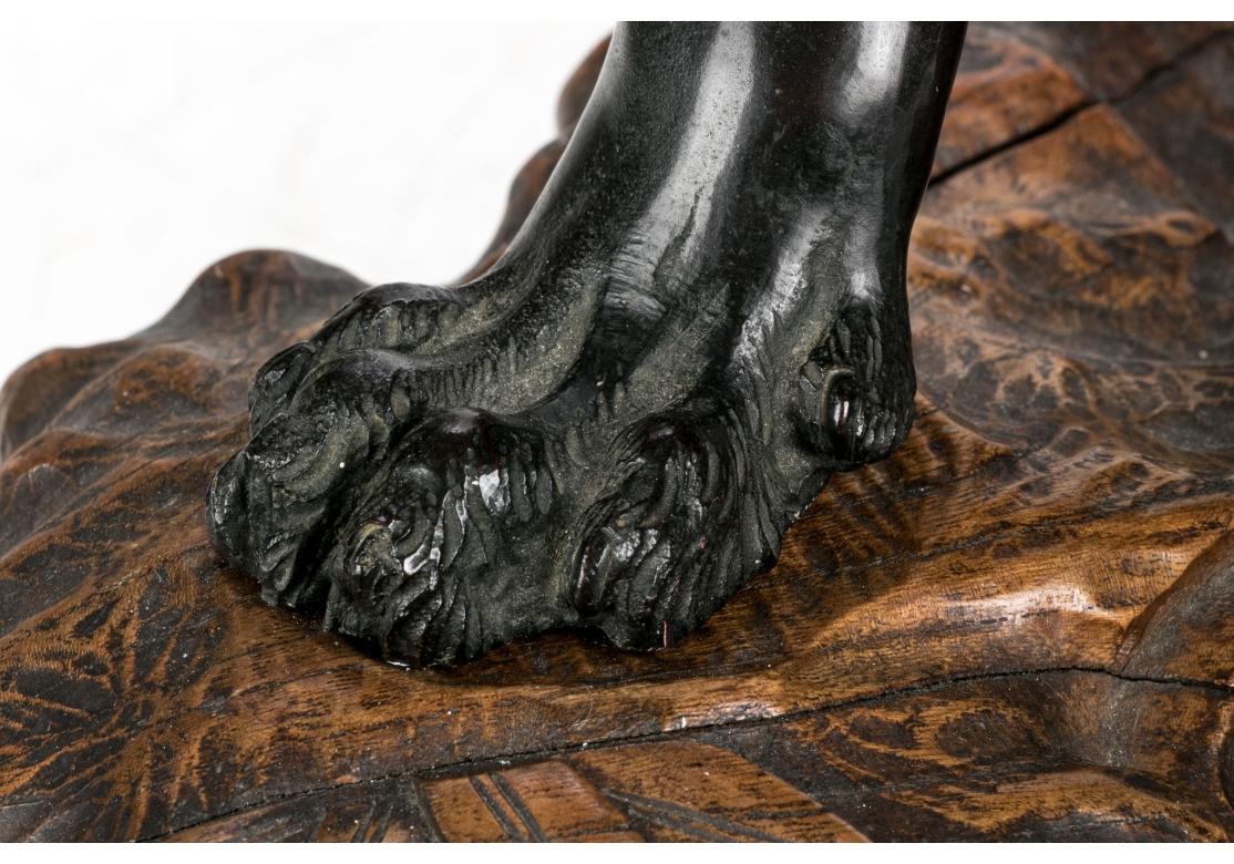 Asiatico Squisita tigre giapponese in rame su supporto in wood intagliato in vendita