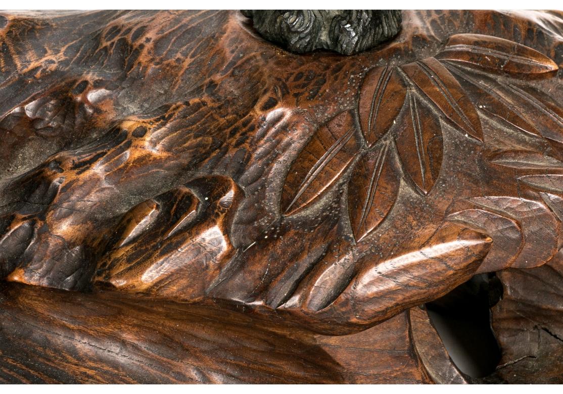 Squisita tigre giapponese in rame su supporto in wood intagliato in vendita 2