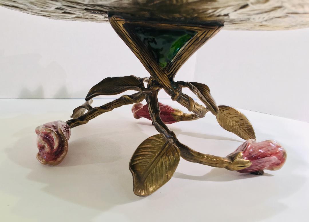Exquisite Jay Strongwater 3 Roses and Leaves Enameled Metal Cake Holder Plateau 2