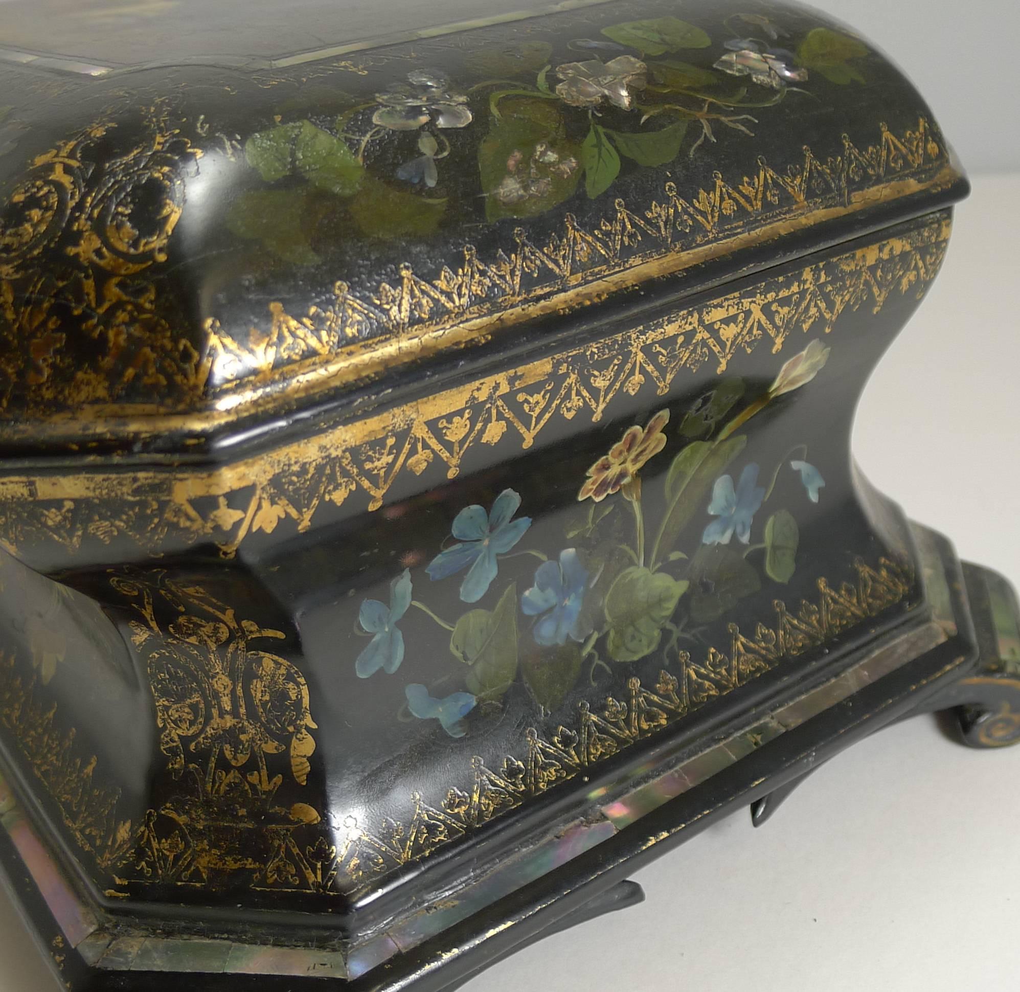 Exquisite Jennens & Bettridge Jewelry Box circa 1850, Girl and Dog Painting In Excellent Condition In Bath, GB