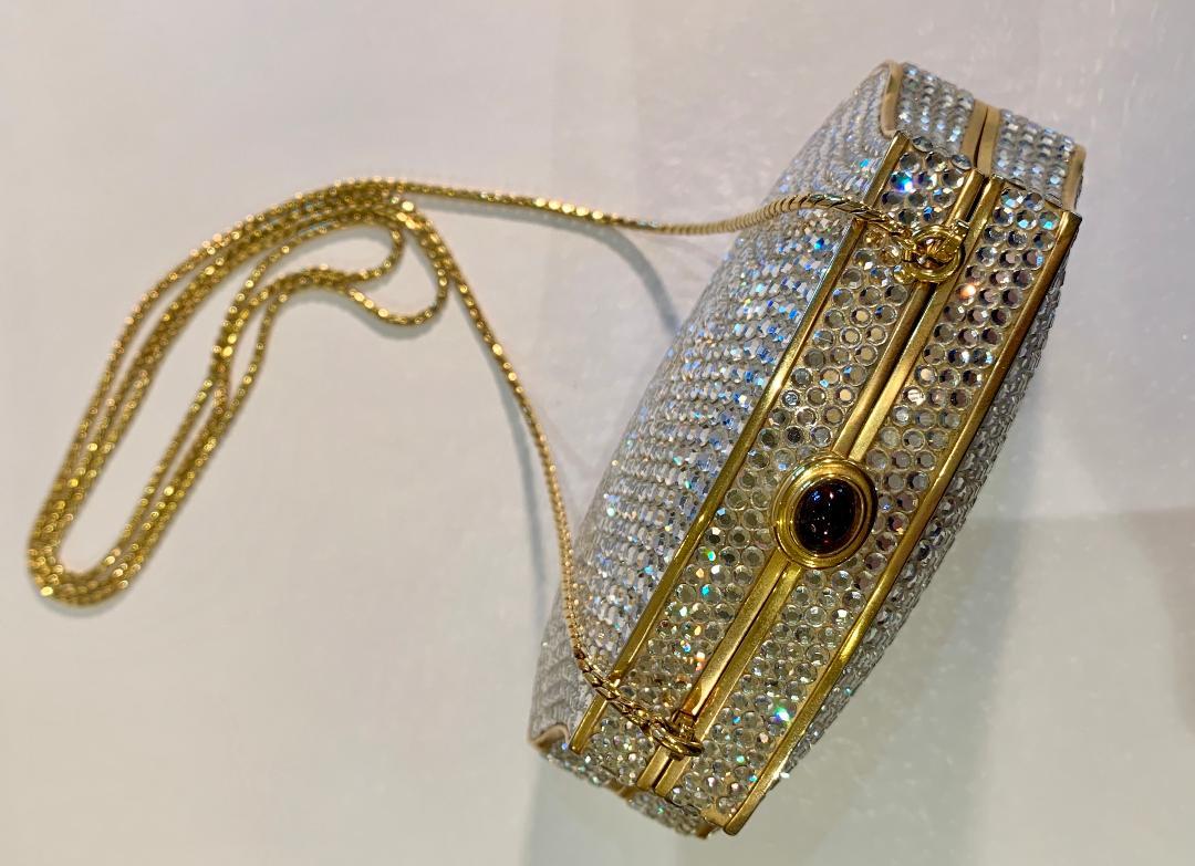 Exquisite Judith Leiber Swarovski Crystal Minaudiere With Ruby Cabochon Clasp 1