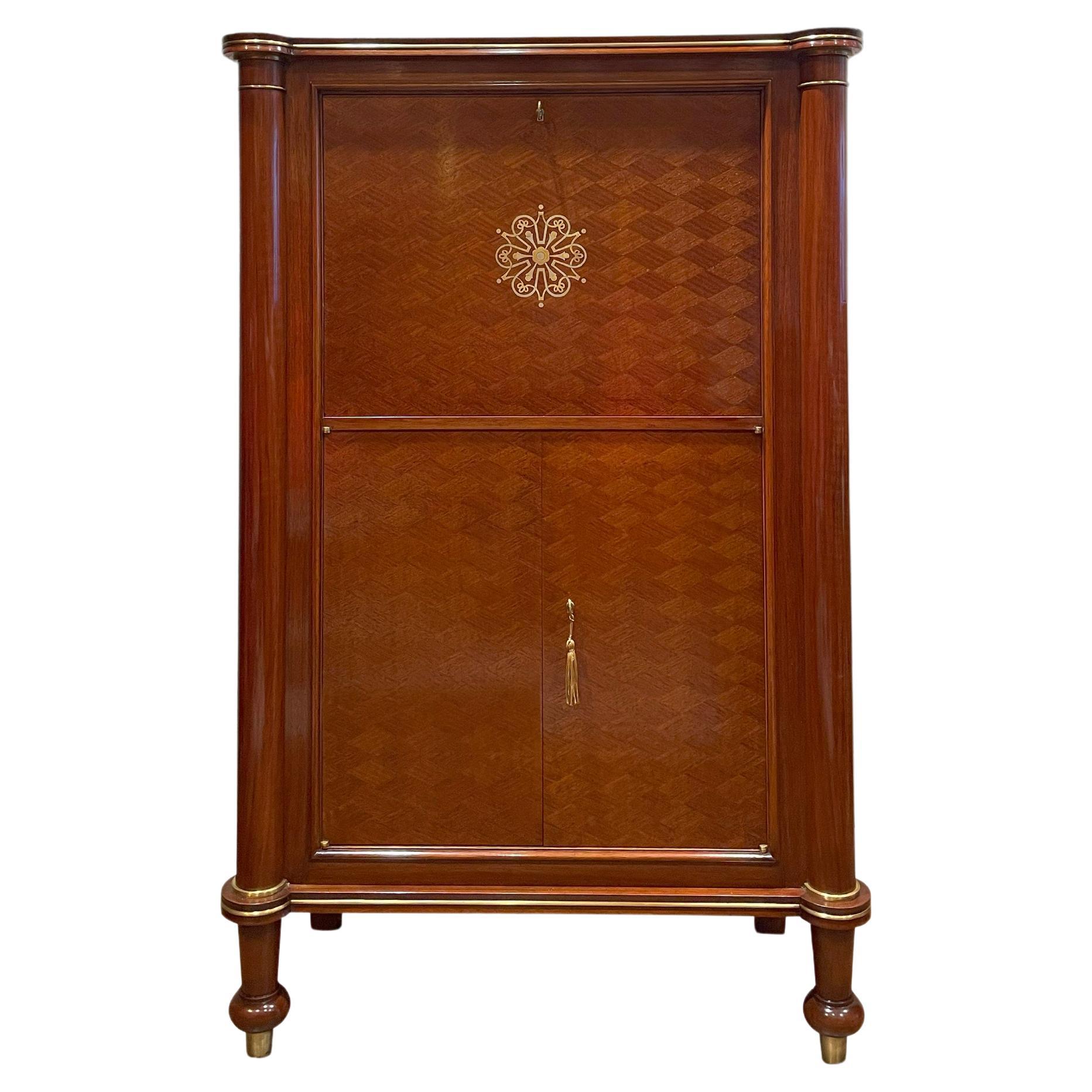 Squisito bar a secco della metà del secolo scorso in stile Art Deco di Jules Leleu con dettagli in intarsio.