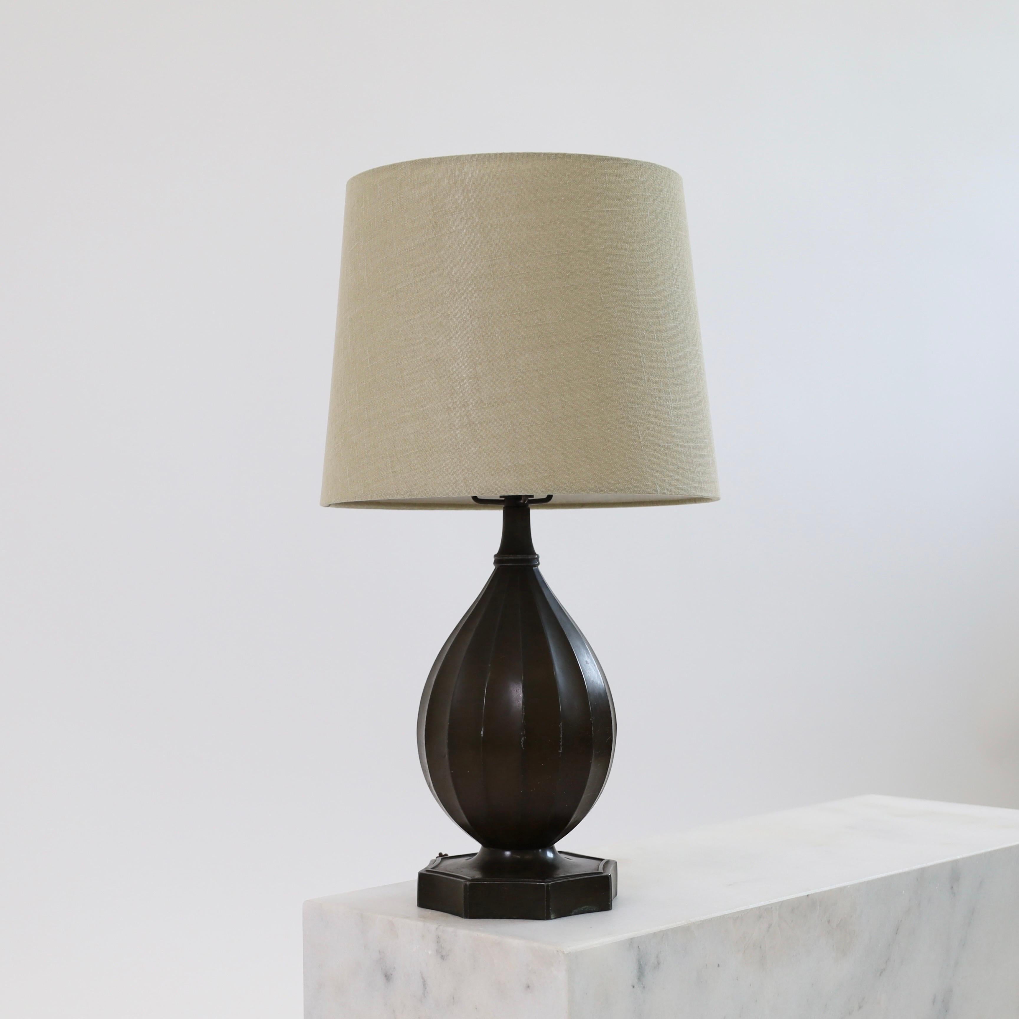 Exquisite Just Andersen Table Lamp, 1930s, Denmark For Sale 7