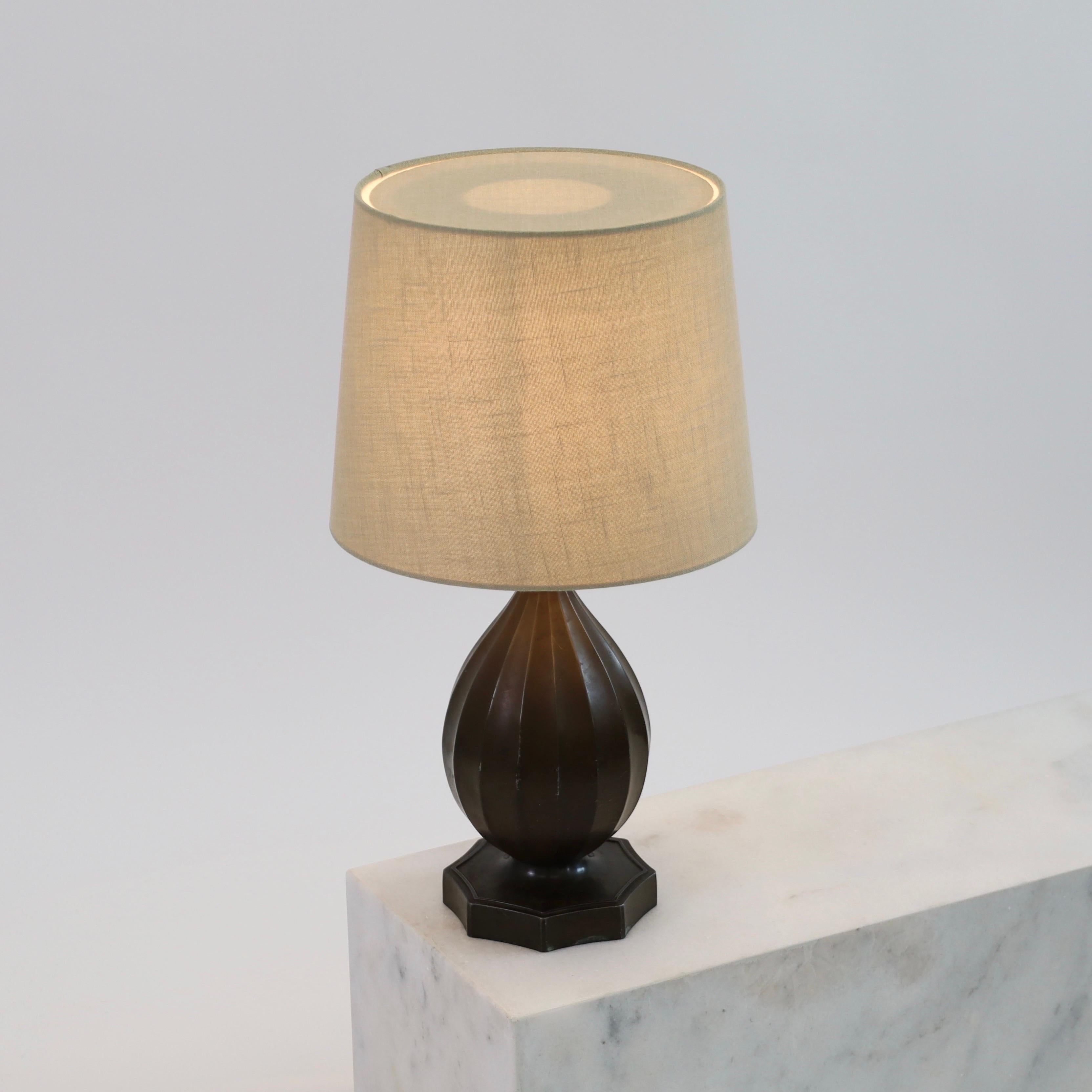 Exquisite Just Andersen Table Lamp, 1930s, Denmark In Fair Condition For Sale In Værløse, DK