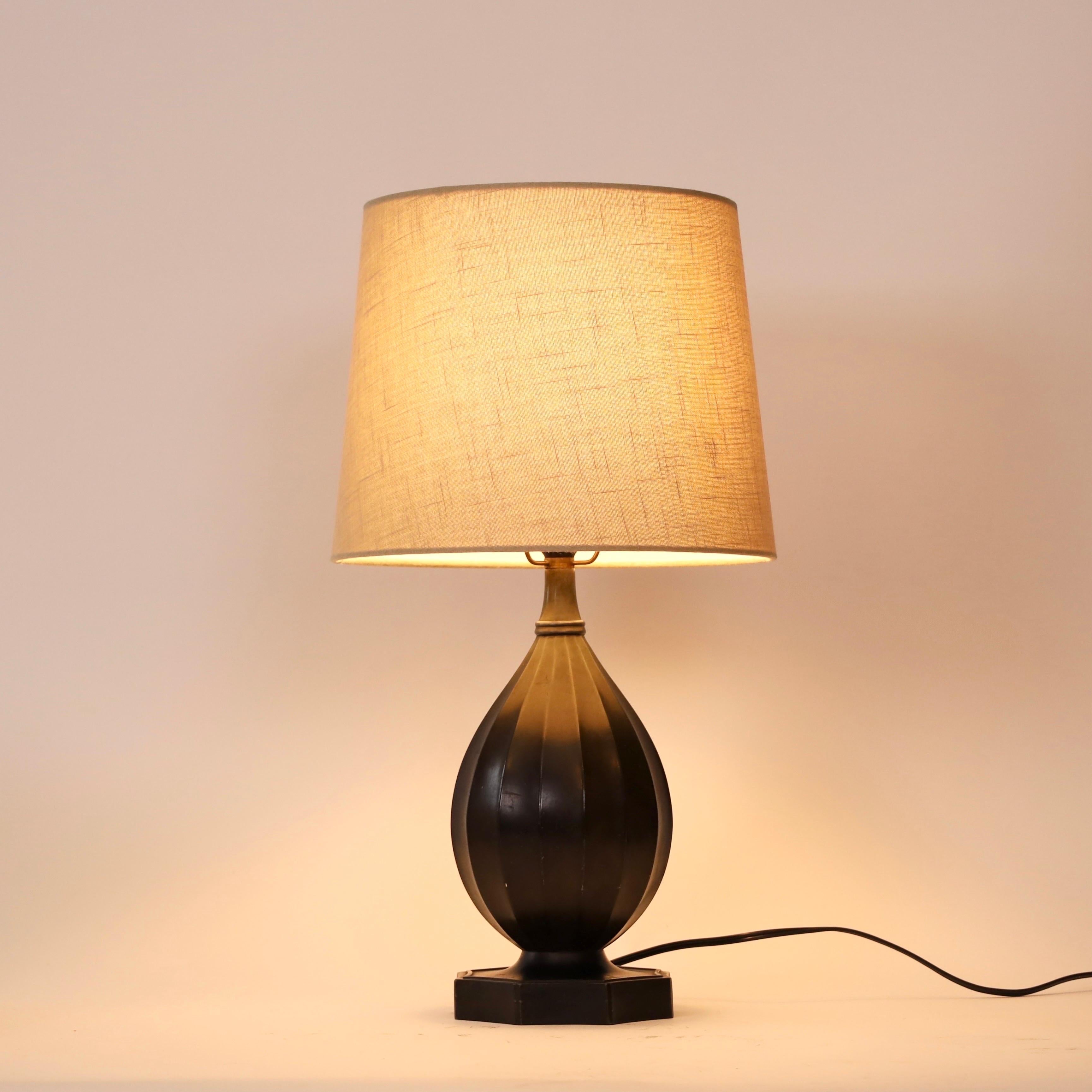 Exquisite Just Andersen Table Lamp, 1930s, Denmark For Sale 1