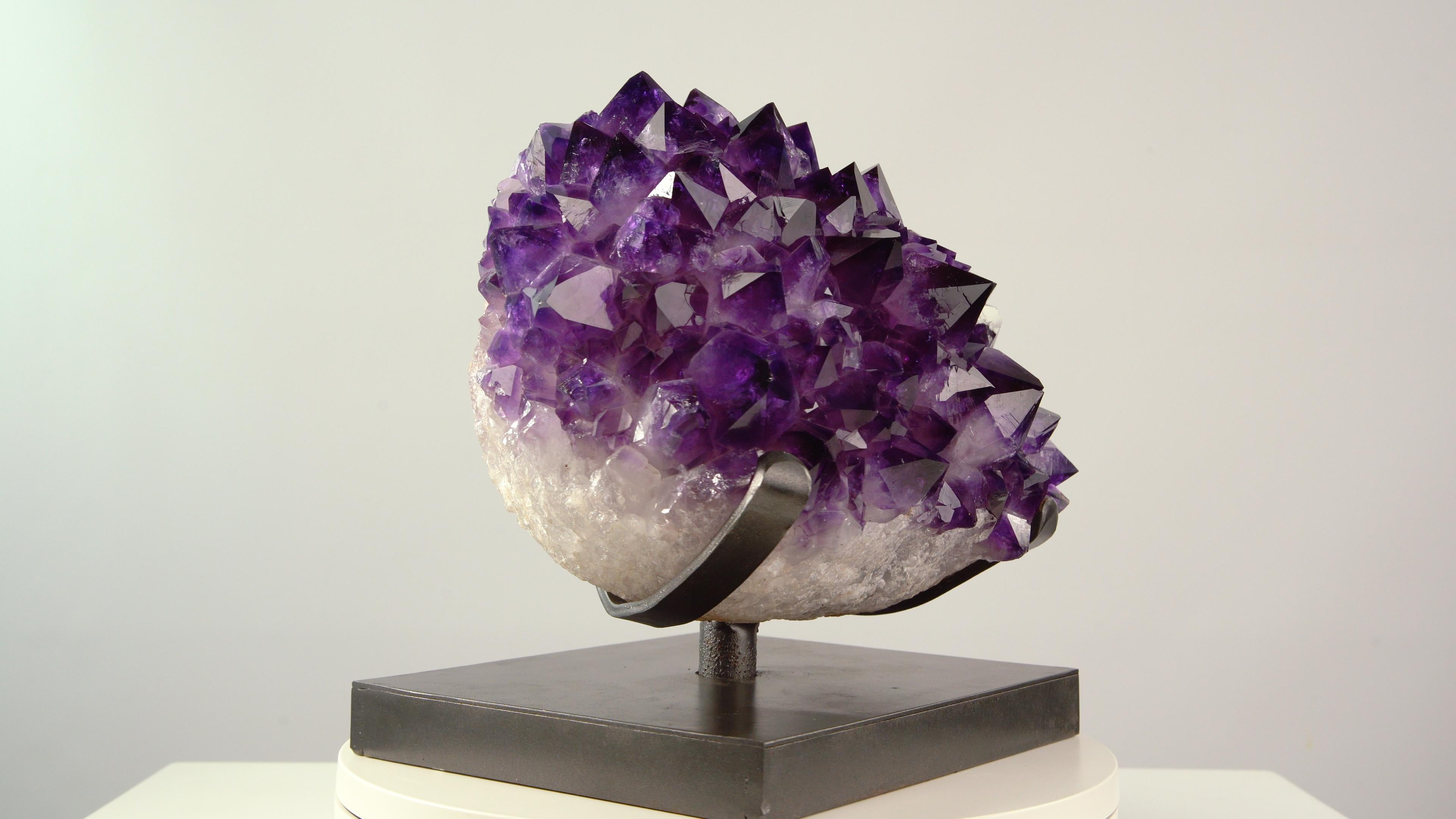 Exquisite Large Block of Peaked Amethyst In Excellent Condition In London, GB