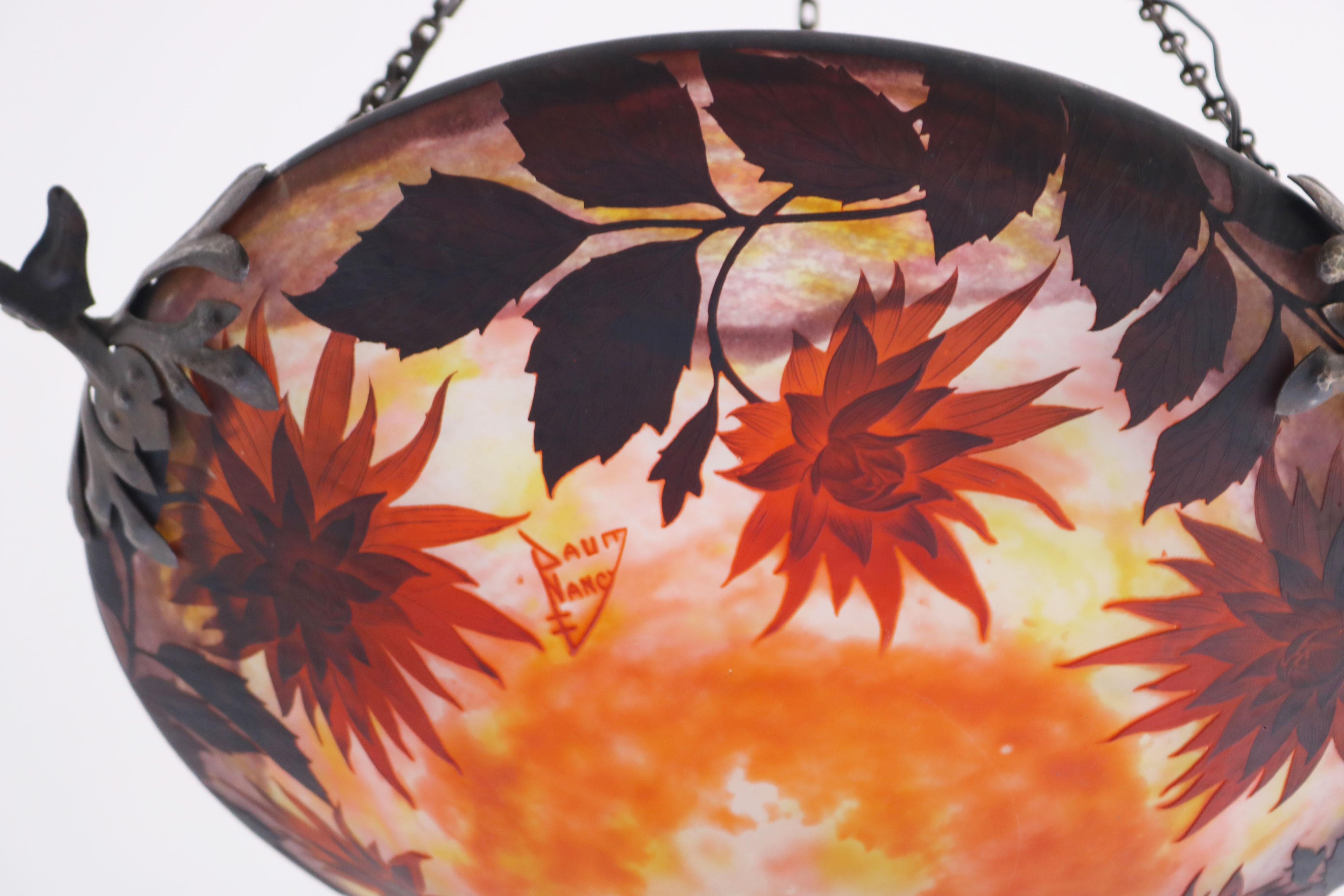 French Exquisite large Daum Nancy & Louis Majorelle chandelier model “Dahlia” 1905 For Sale
