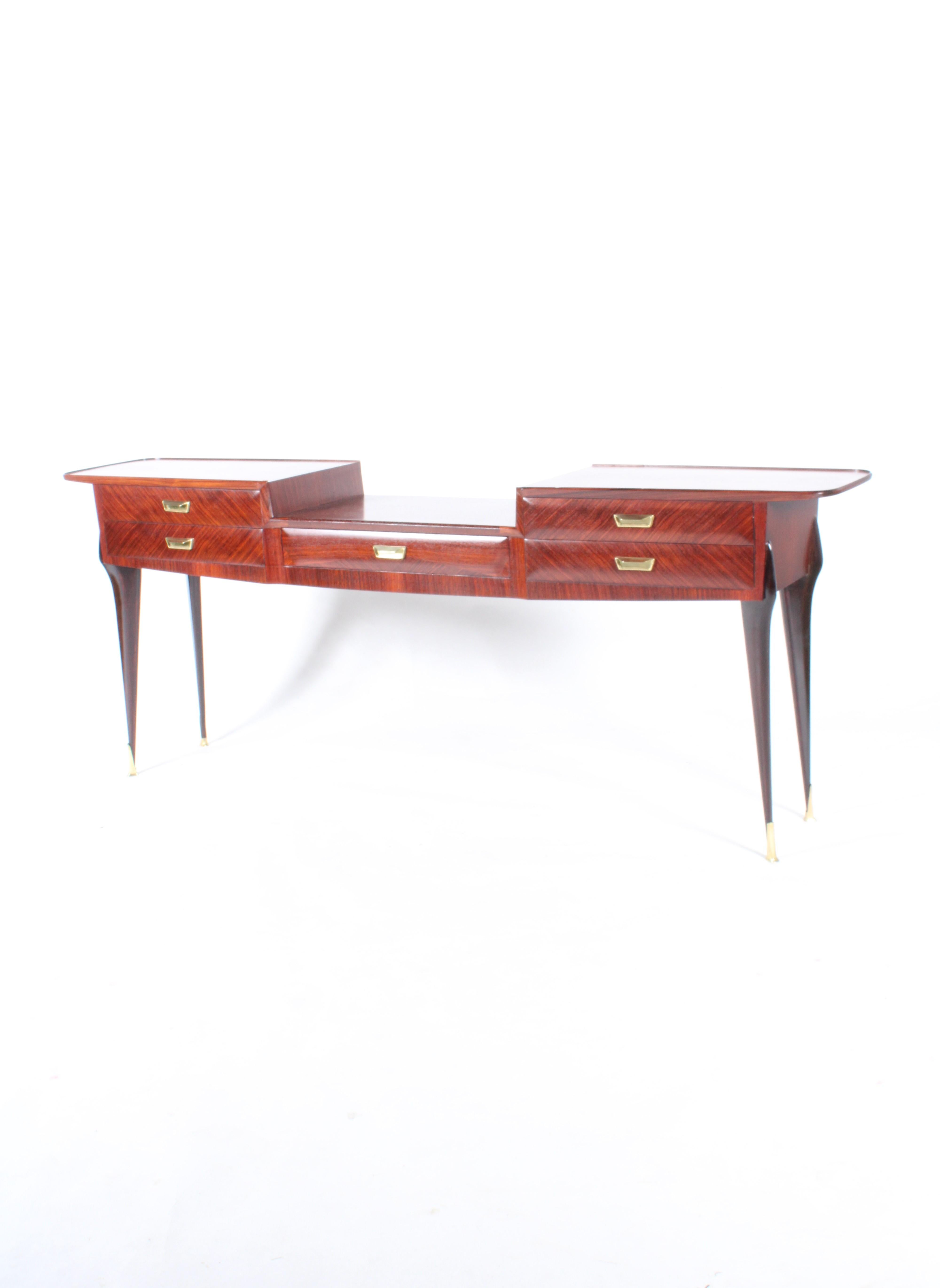 Exquisite  Large Mid Century Italian Console Table Attributed To Vittorio Dassi For Sale 4