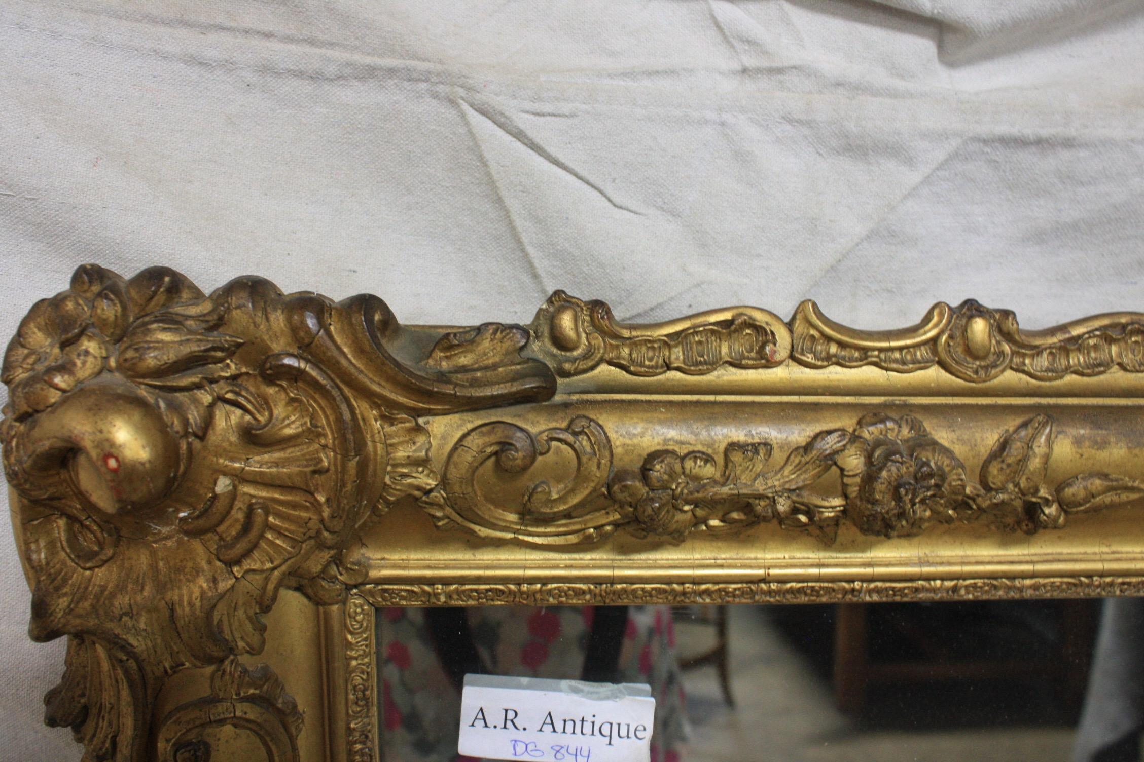 Exquisite Late 18th Century Italian Giltwood Mirror 8