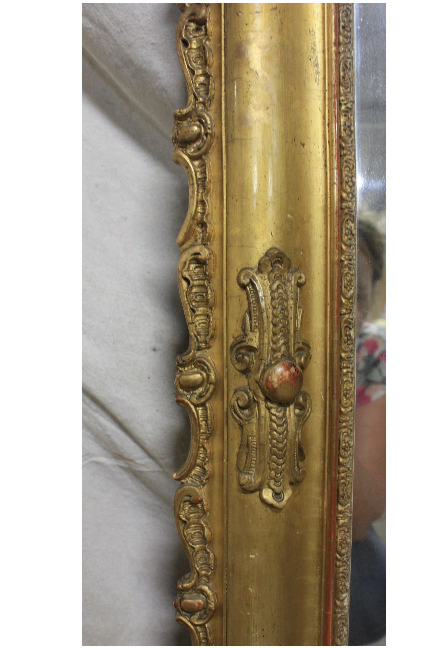 Exquisite Late 18th Century Italian Giltwood Mirror 6