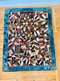 Exquisiter amerikanischer Crazy-Quilt aus Samt und Satin mit Katzenmotiven aus dem späten 19. Jahrhundert