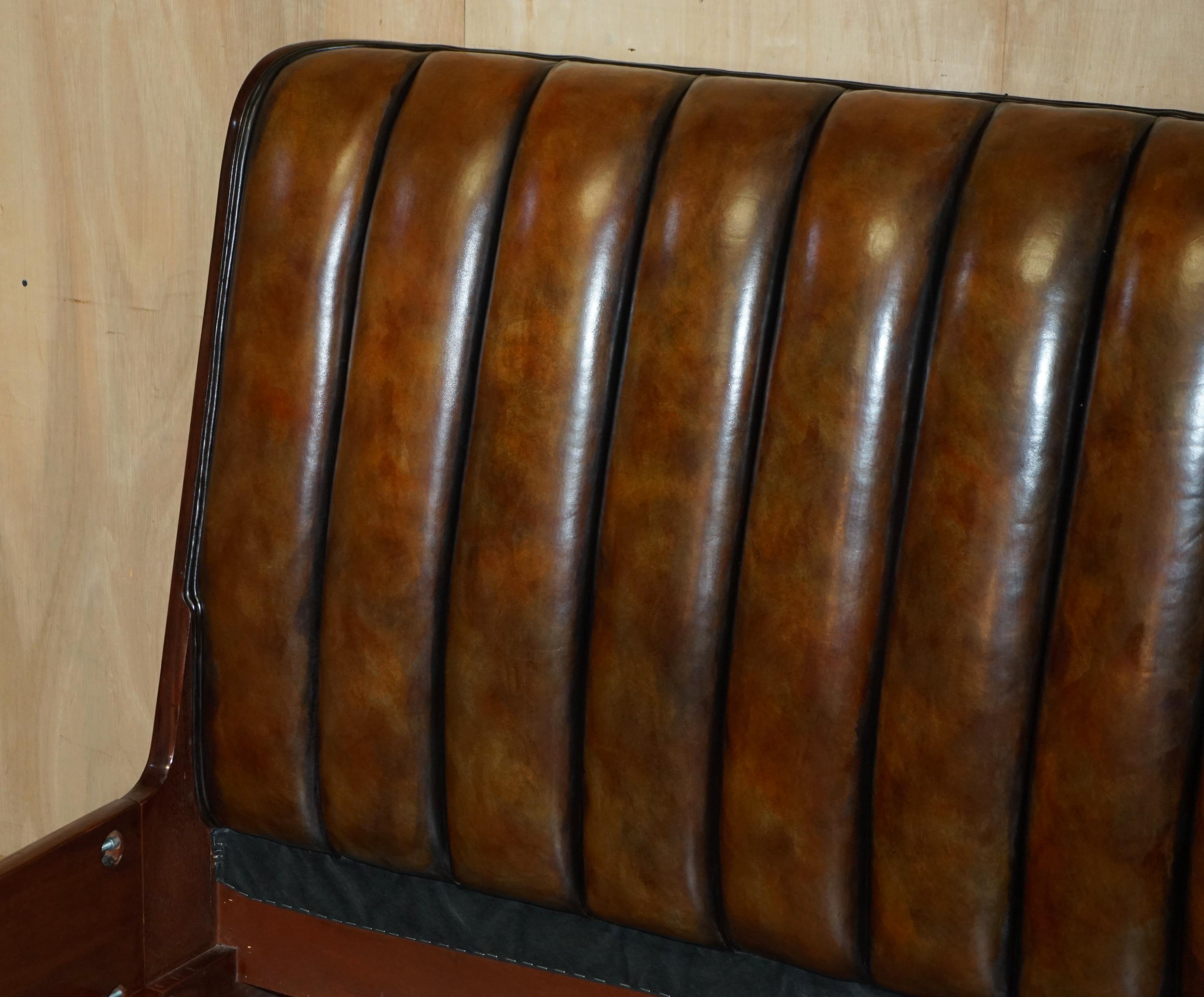 Leather EXQUISITE LiMITED EDITION RALPH LAUREN MODERN METROPOLIS BROWN LEATHER BED FRAME For Sale