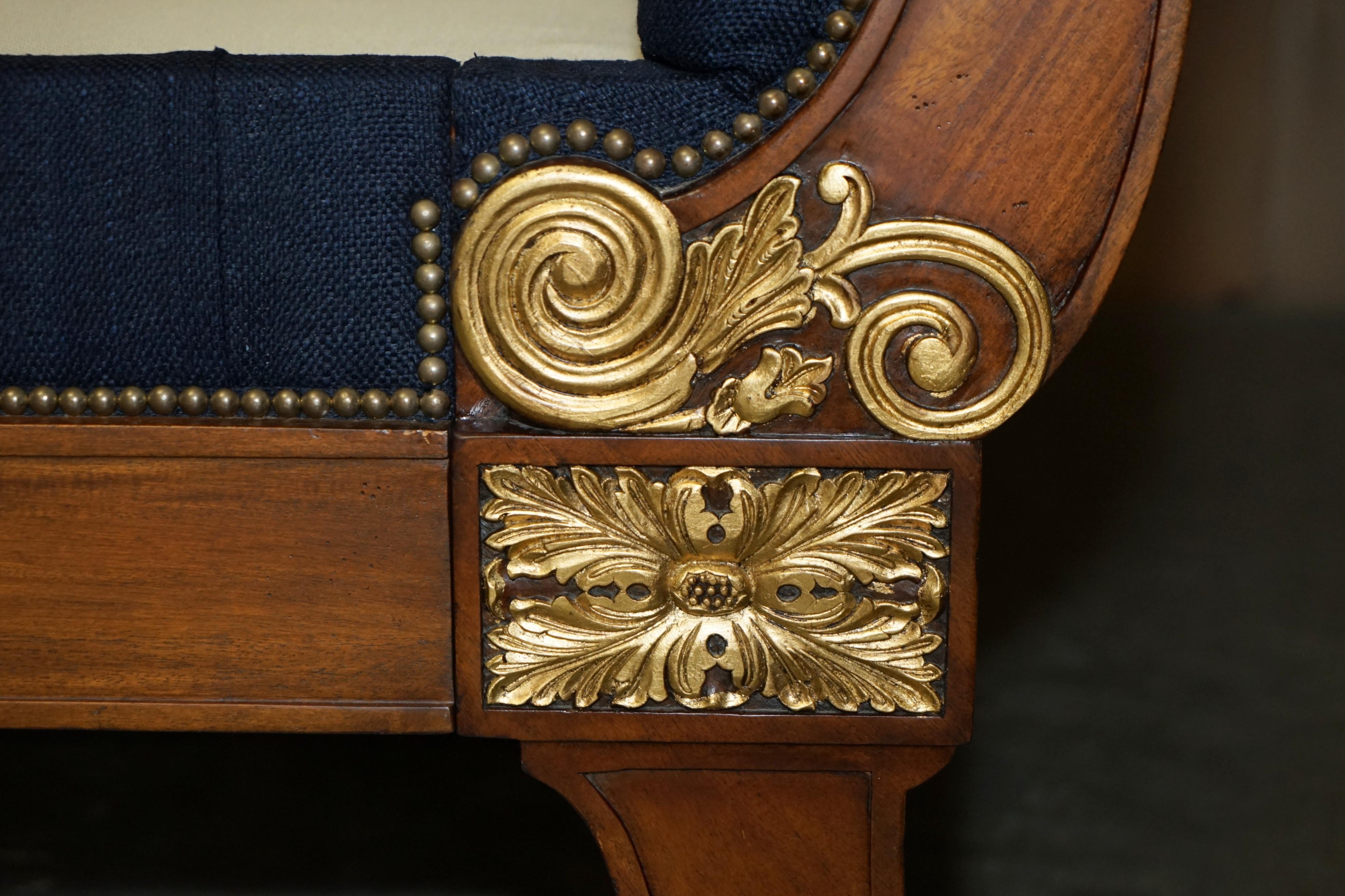 20th Century EXQUISITE LIMiTED EDITION RALPH LAUREN RUE ROYALE CHESTERFIELD TUFTED SLEIGH BED For Sale
