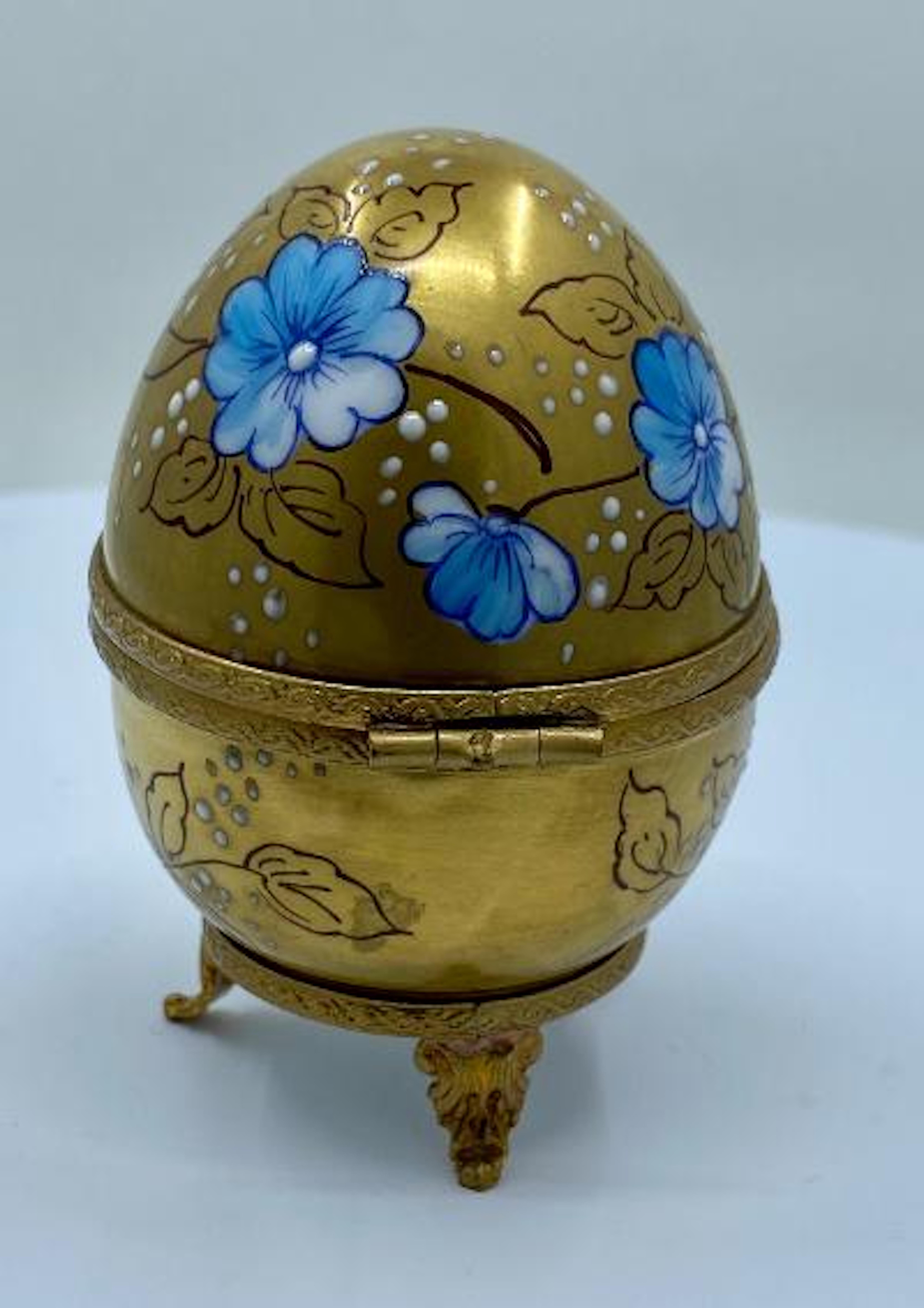 Hand-Crafted Exquisite Limoges France 24-Karat Gold Porcelain Egg with Perfume Bottle Inside