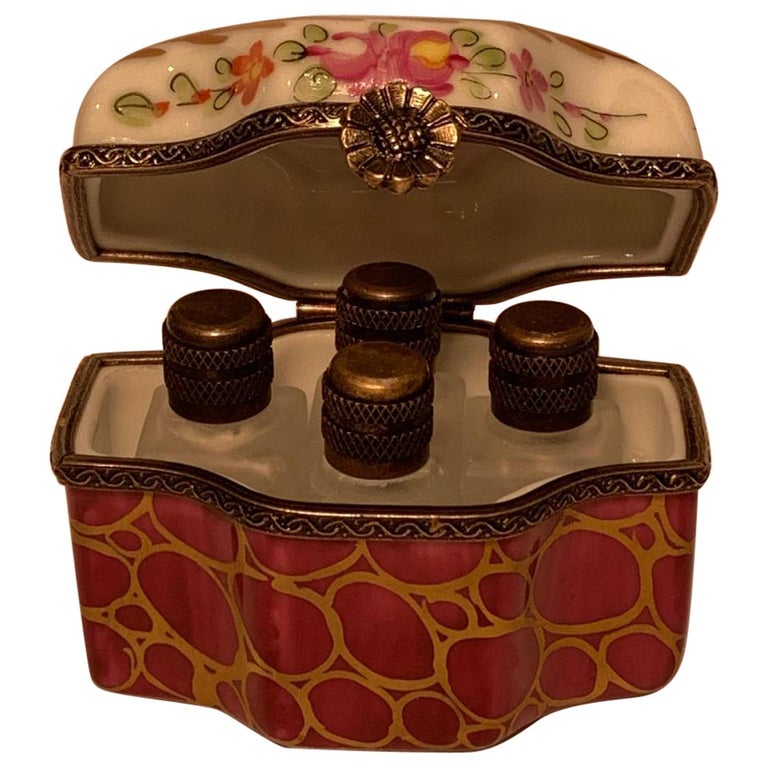 Exquisite Limoges France Peint Main Porcelain Box with 4 Perfume