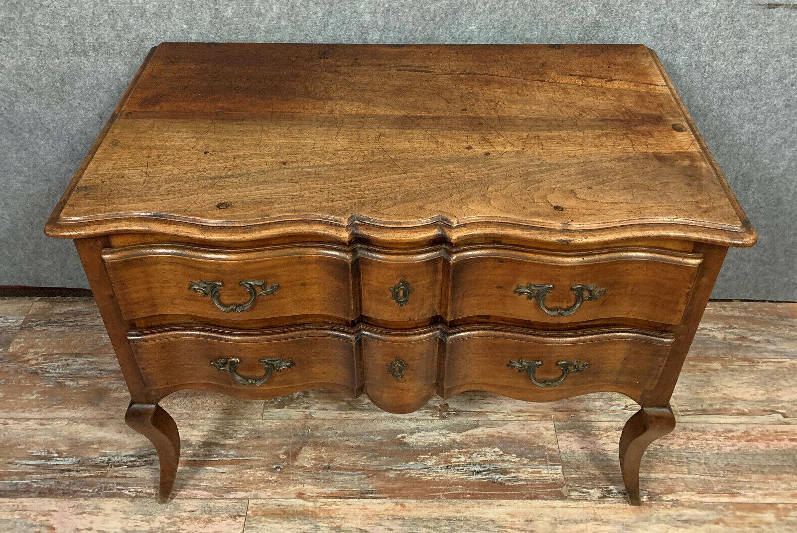 Exquisite Louis XV Style Solid Walnut Bombe Commode circa 1880 -1X14 For Sale 1