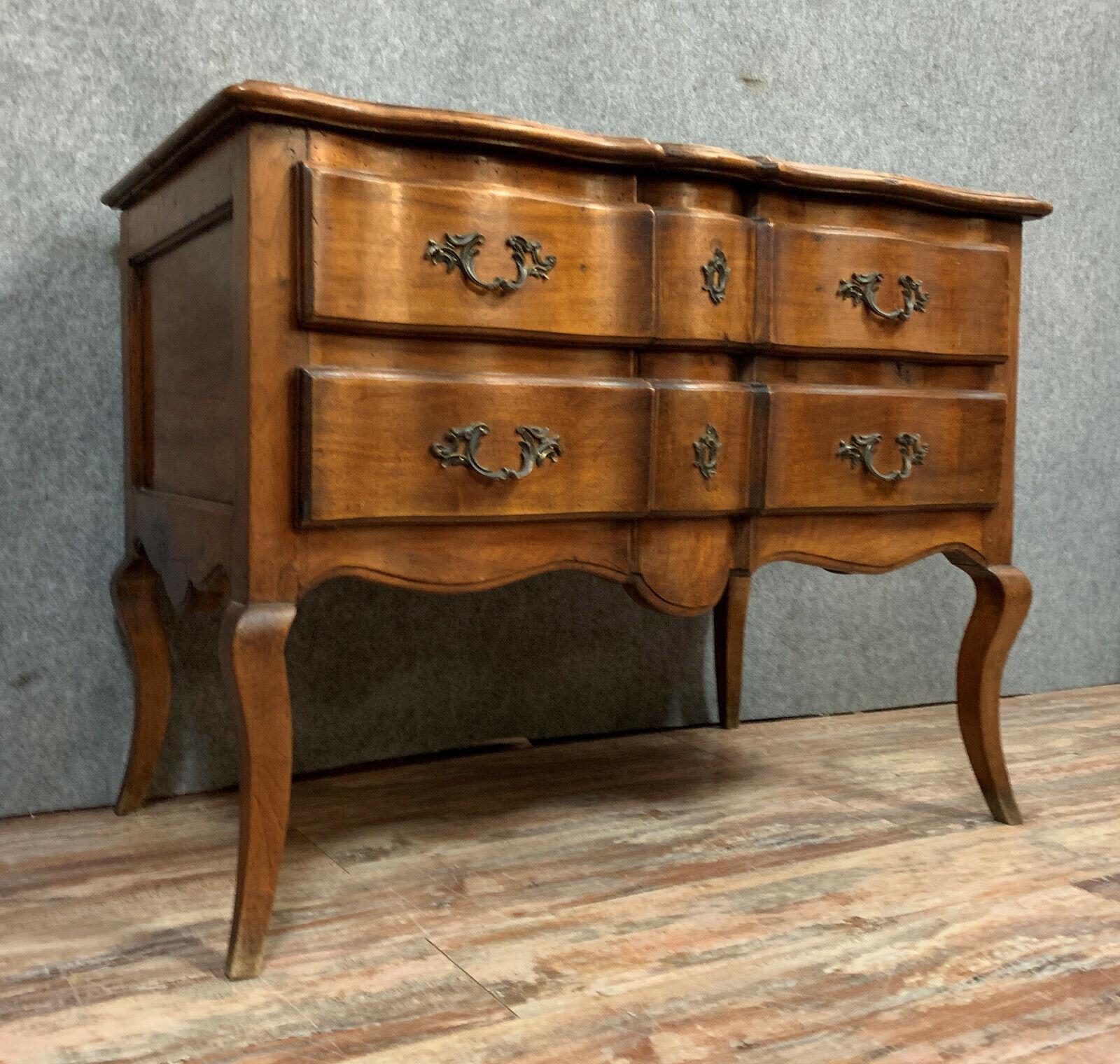 Exquisite Louis XV Style Solid Walnut Bombe Commode circa 1880 -1X14 For Sale 2