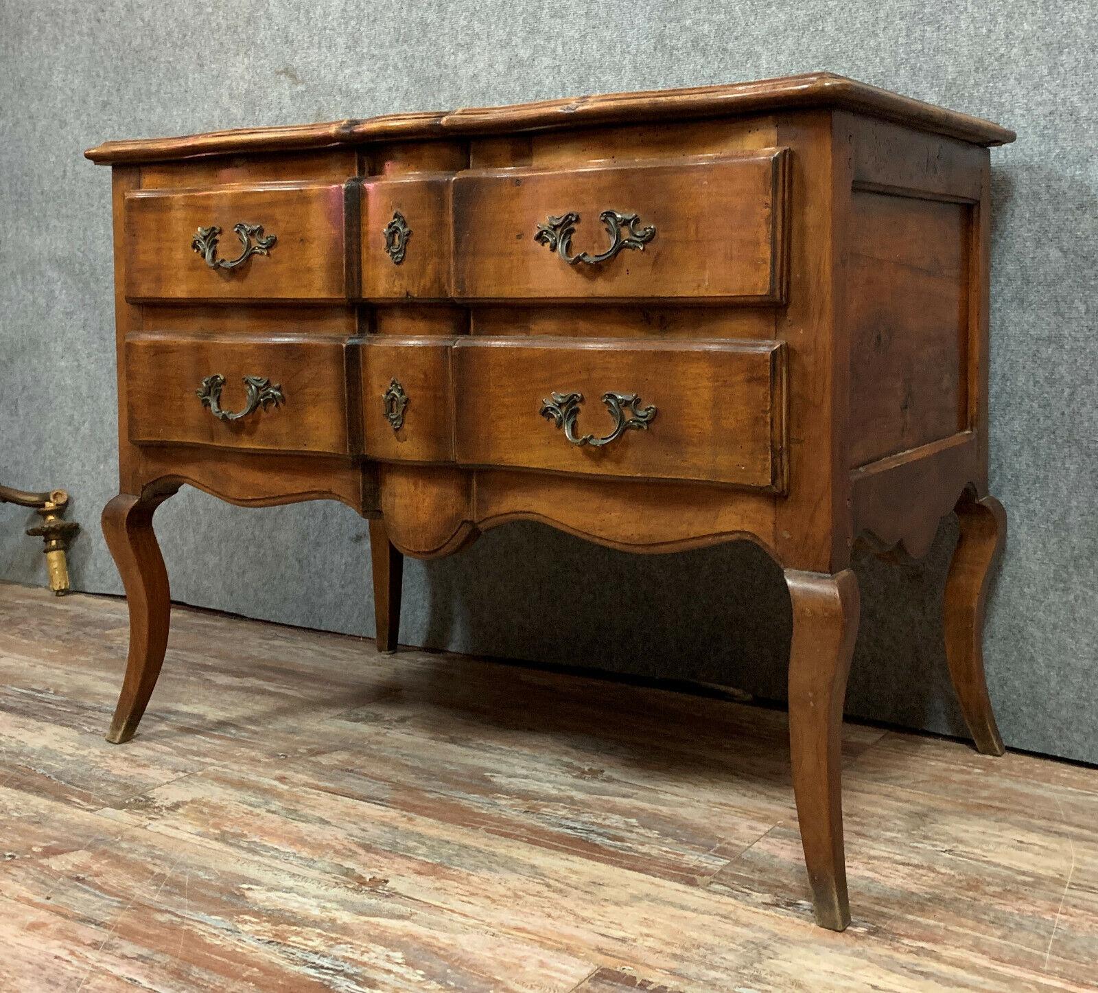 Exquisite Louis XV Style Solid Walnut Bombe Commode circa 1880 -1X14 For Sale 3