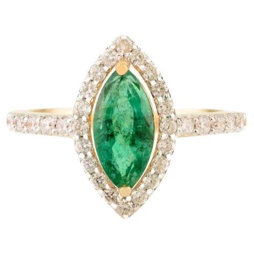 Exquisite Marquise Shape Emerald & Halo Diamond Engagement Ring 18k Yellow Gold
