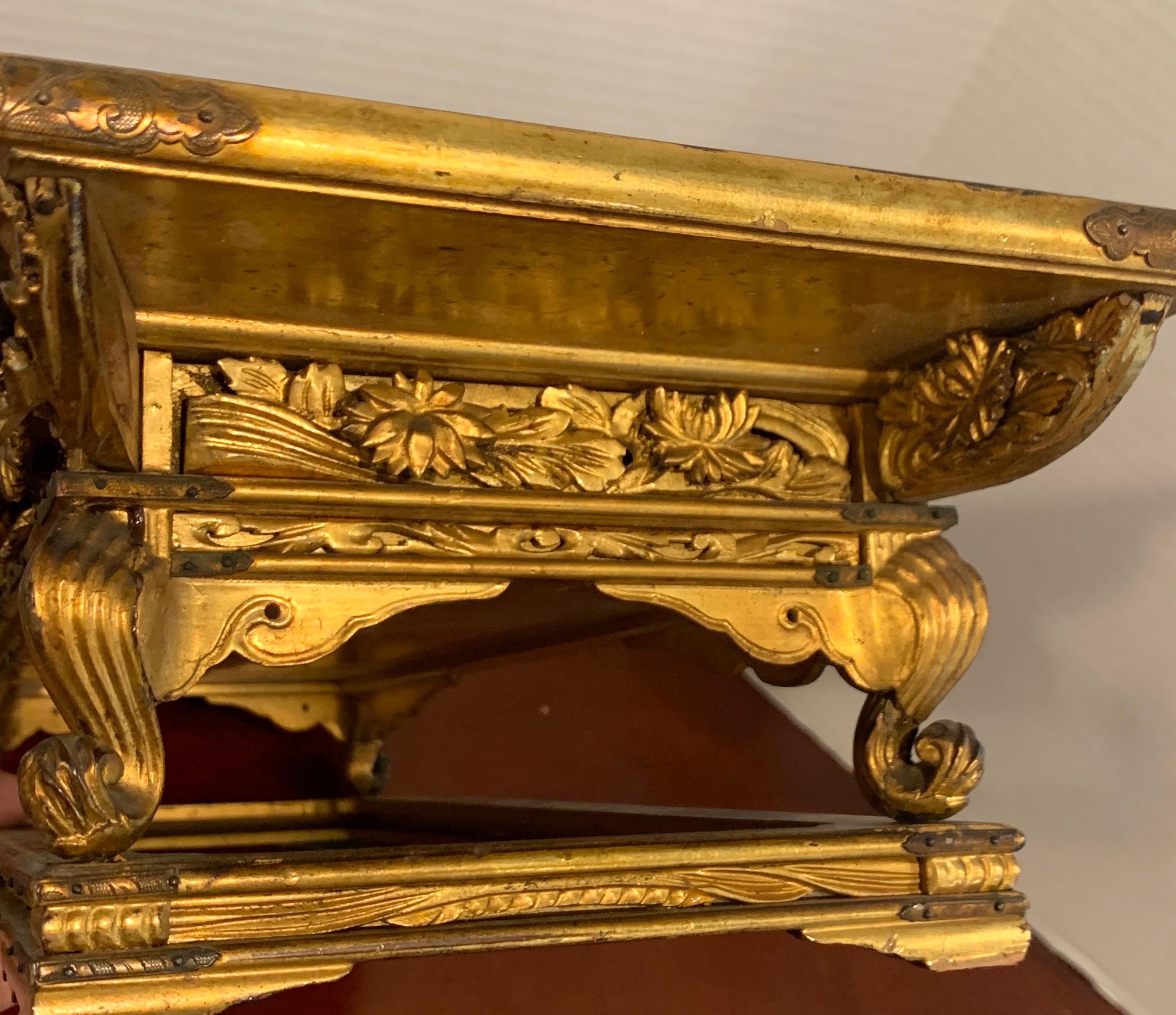 Exquisite Meiji Period Gilt Lacquered and Brass Mounted Stand For Sale 3