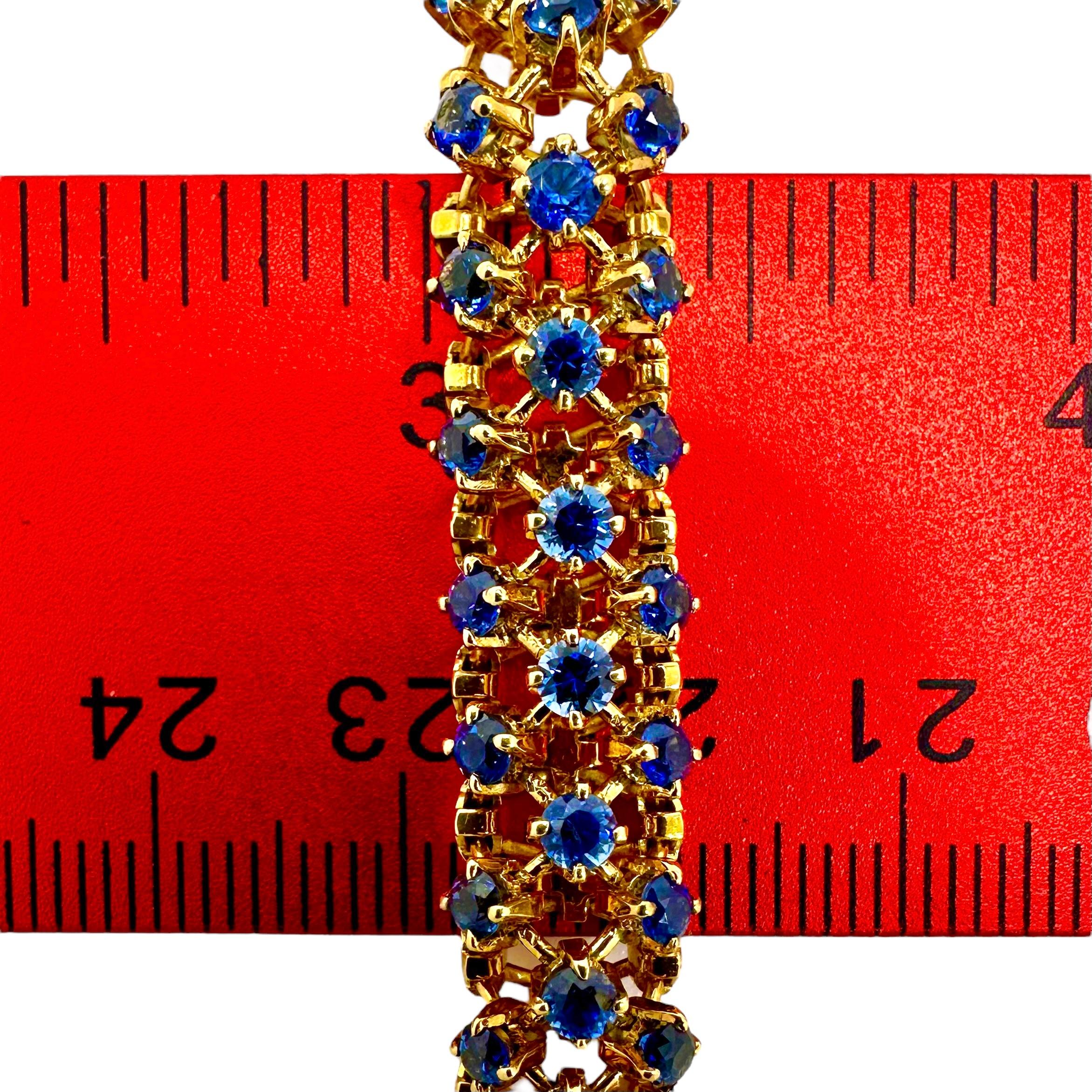 Exquisite Mid-20th Century French 18k Gold and Sapphire Bracelet In Good Condition For Sale In Palm Beach, FL