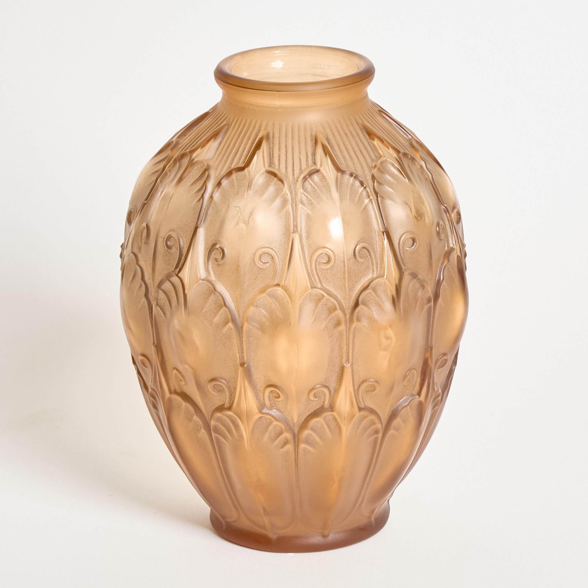 Vase en verre exquis pour les arts de la table de Val Saint Lambert, Belgique, 1934 en vente 2
