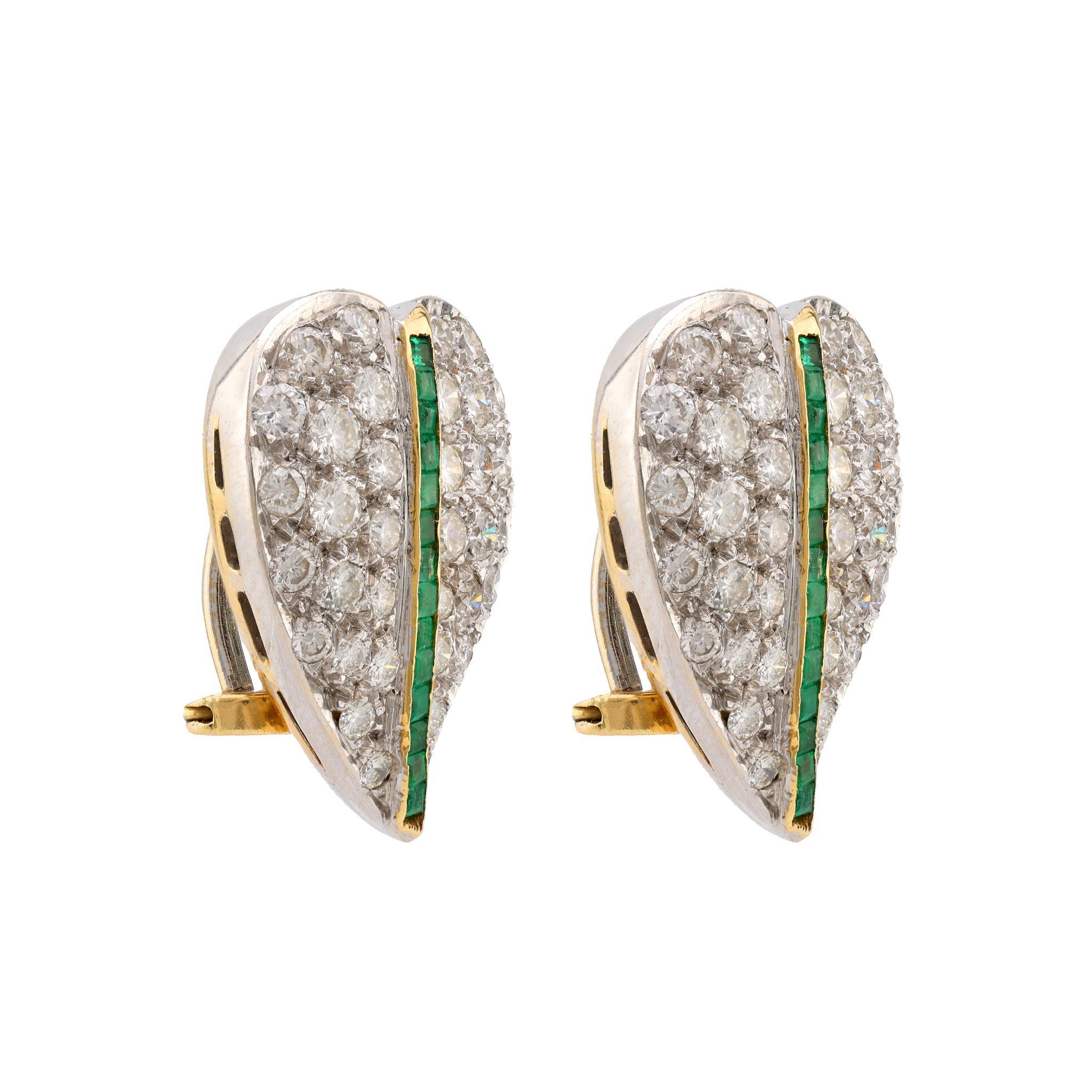 Modern Exquisite Mid-Century 3.2 carat diamond emerald 18k gold earrings