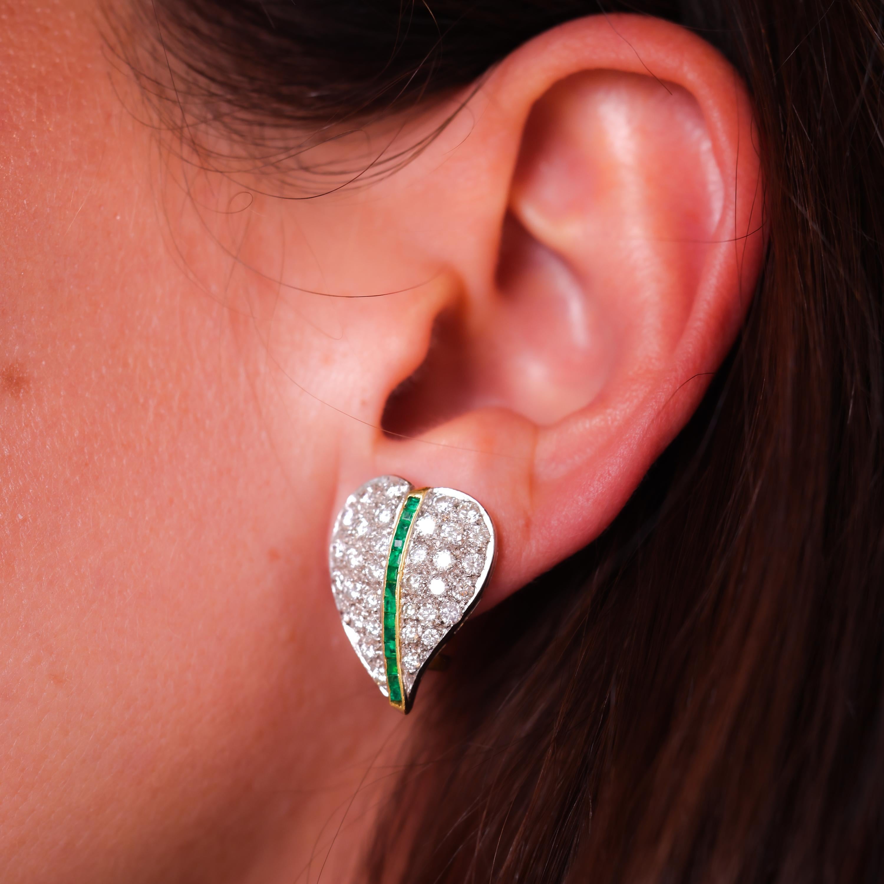 Brilliant Cut Exquisite Mid-Century 3.2 carat diamond emerald 18k gold earrings